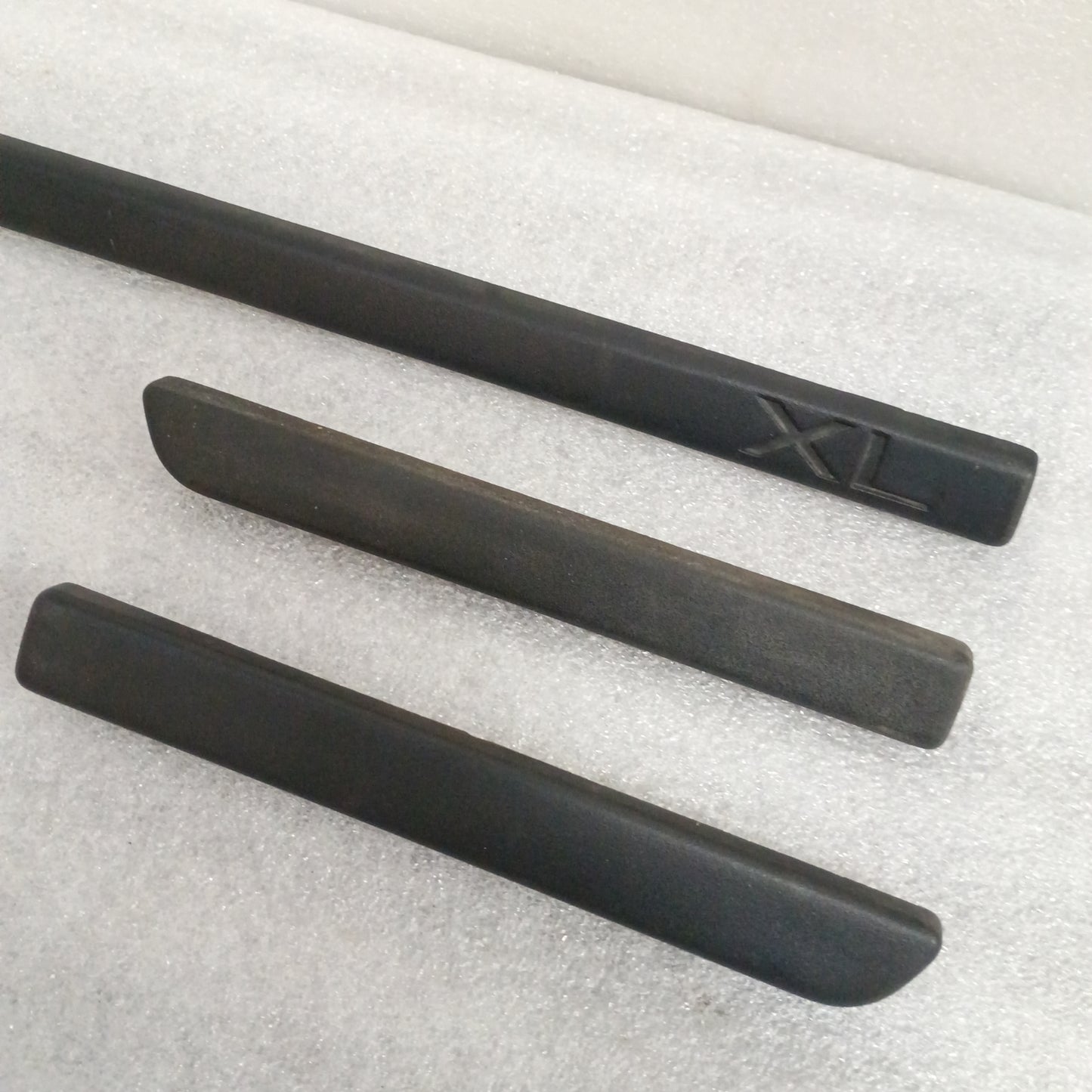 92-96 XL Black Dash Trim Strip Set of 3 (Used) Ford F150 F250 F350 Bronco OEM