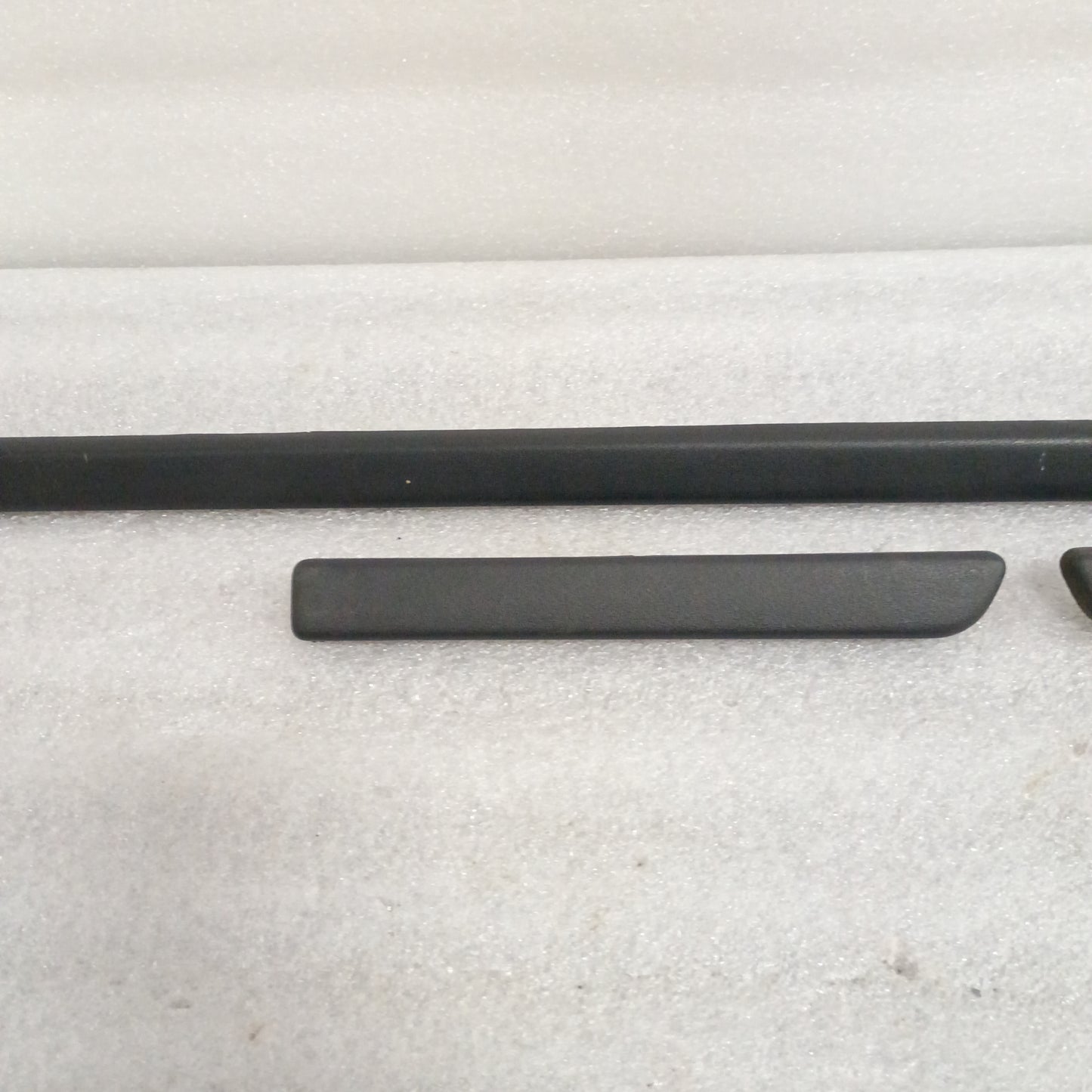 92-96 XL Black Dash Trim Strip Set of 3 (Used) Ford F150 F250 F350 Bronco OEM