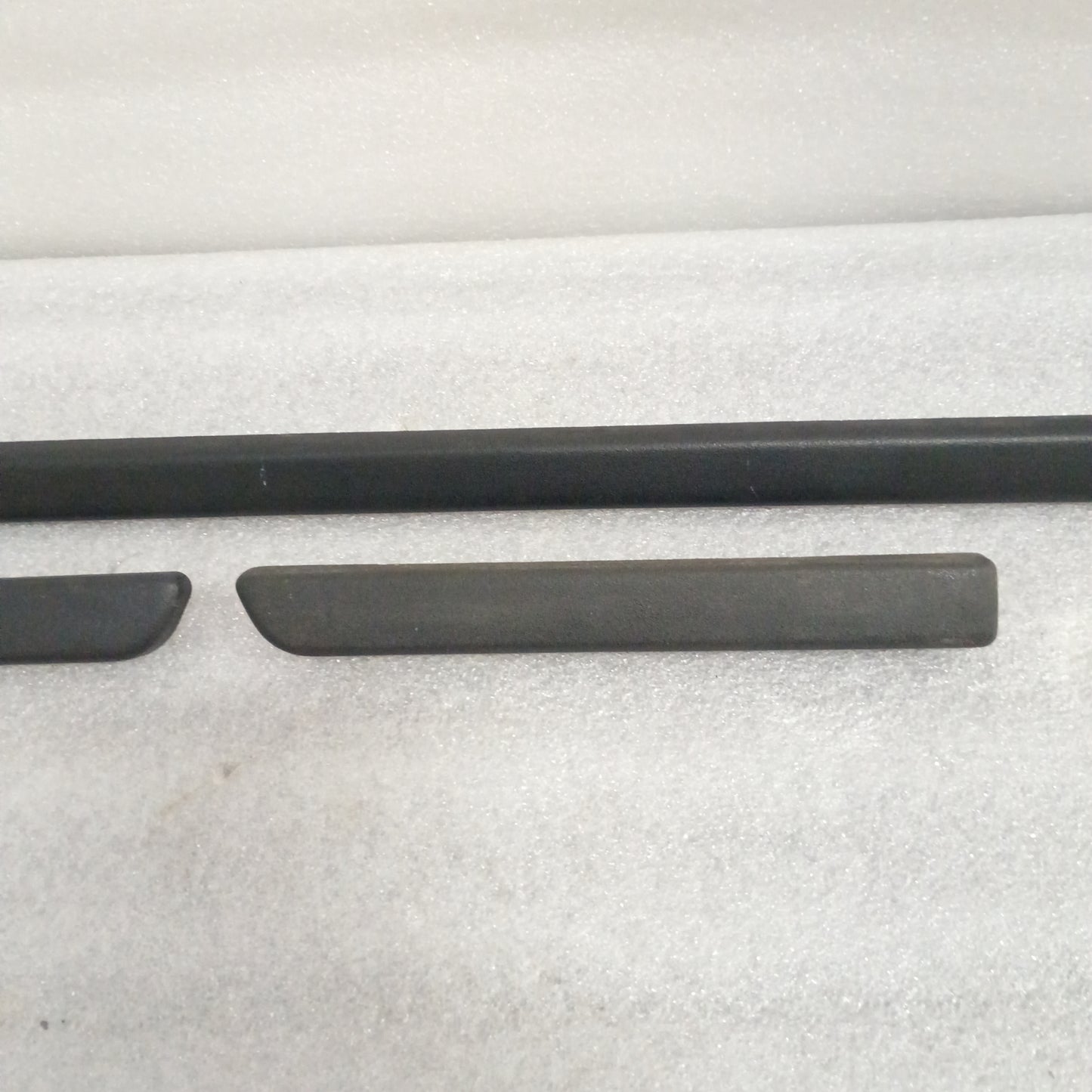 92-96 XL Black Dash Trim Strip Set of 3 (Used) Ford F150 F250 F350 Bronco OEM