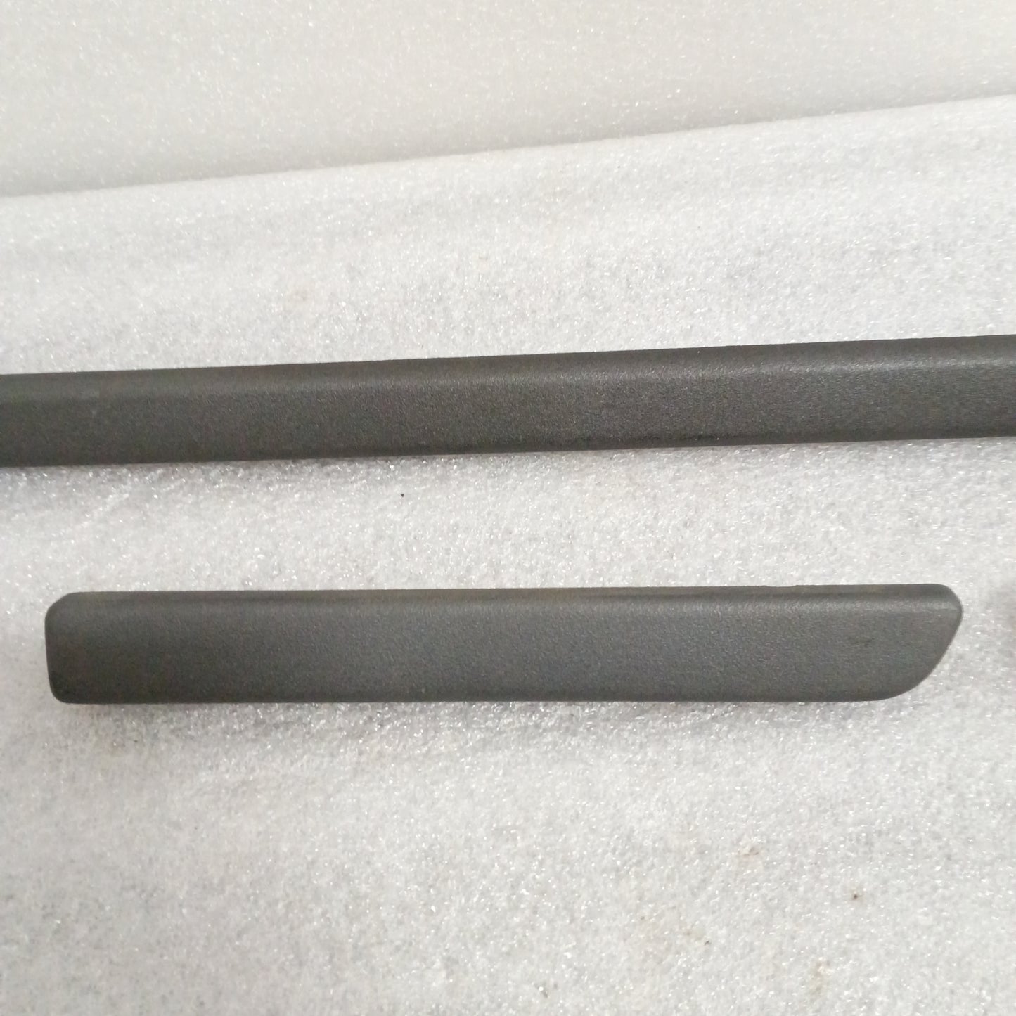 92-96 XL Charcoal Black Dash Trim Strip Set of 3 (Used) Ford F150 F250 F350 Bronco OEM