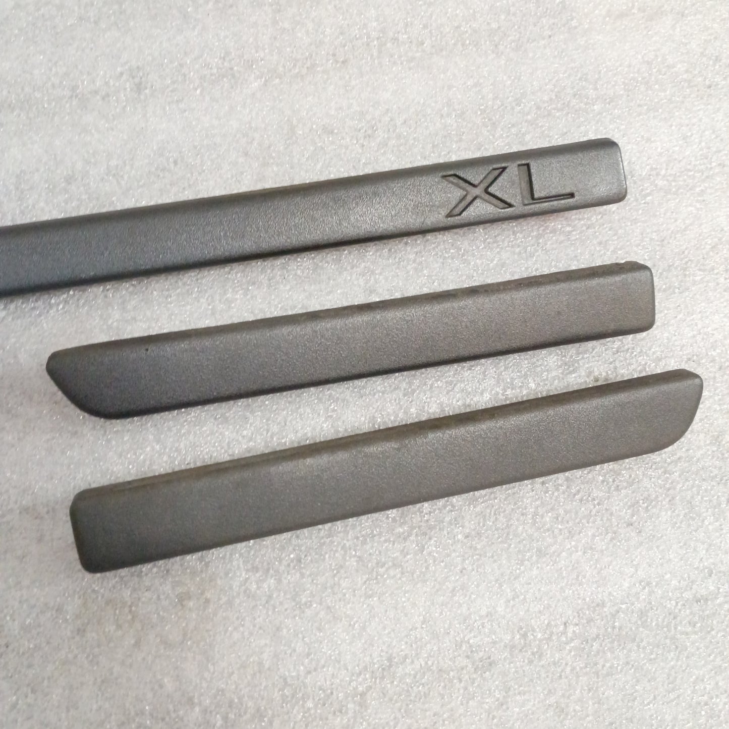 92-96 XL Charcoal Black Dash Trim Strip Set of 3 (Used) Ford F150 F250 F350 Bronco OEM