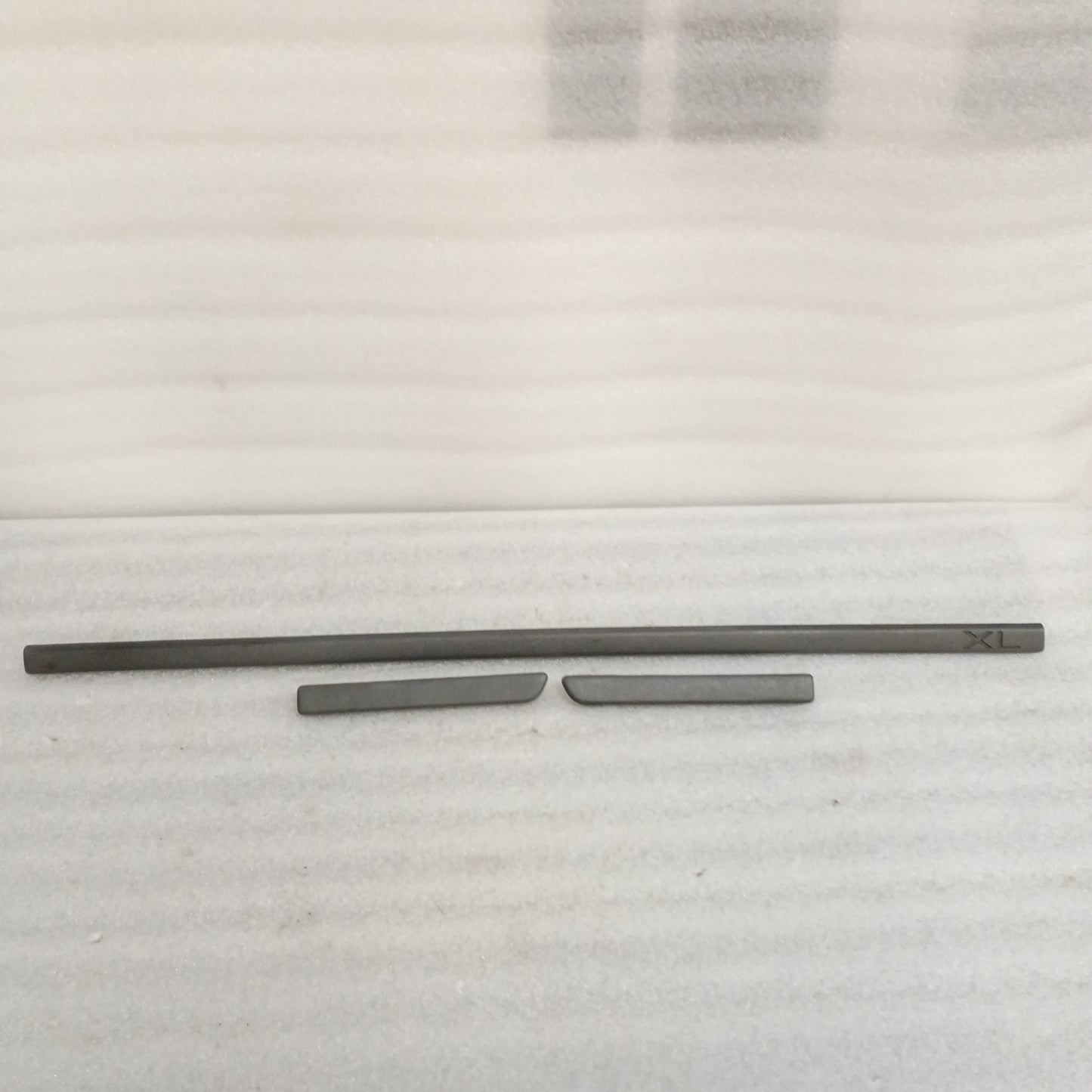 92-96 XL Charcoal Black Dash Trim Strip Set of 3 (Used) Ford F150 F250 F350 Bronco OEM