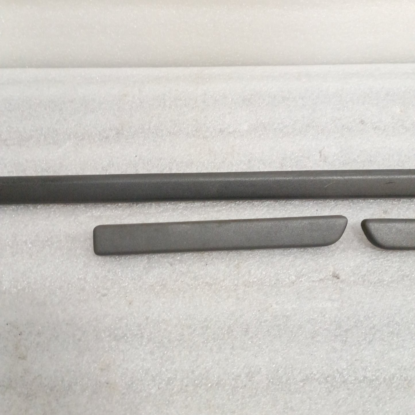 92-96 XL Charcoal Black Dash Trim Strip Set of 3 (Used) Ford F150 F250 F350 Bronco OEM