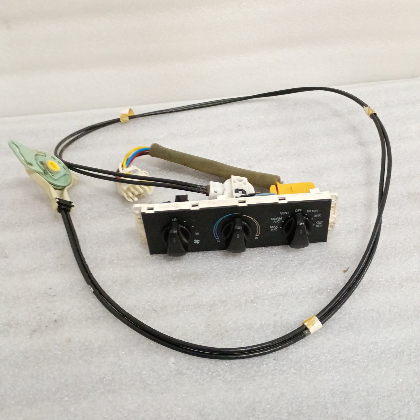 92-97 Dual Cable Heater/AC/HVAC Control & Cable (Used) Ford F150 F250 F350 Bronco