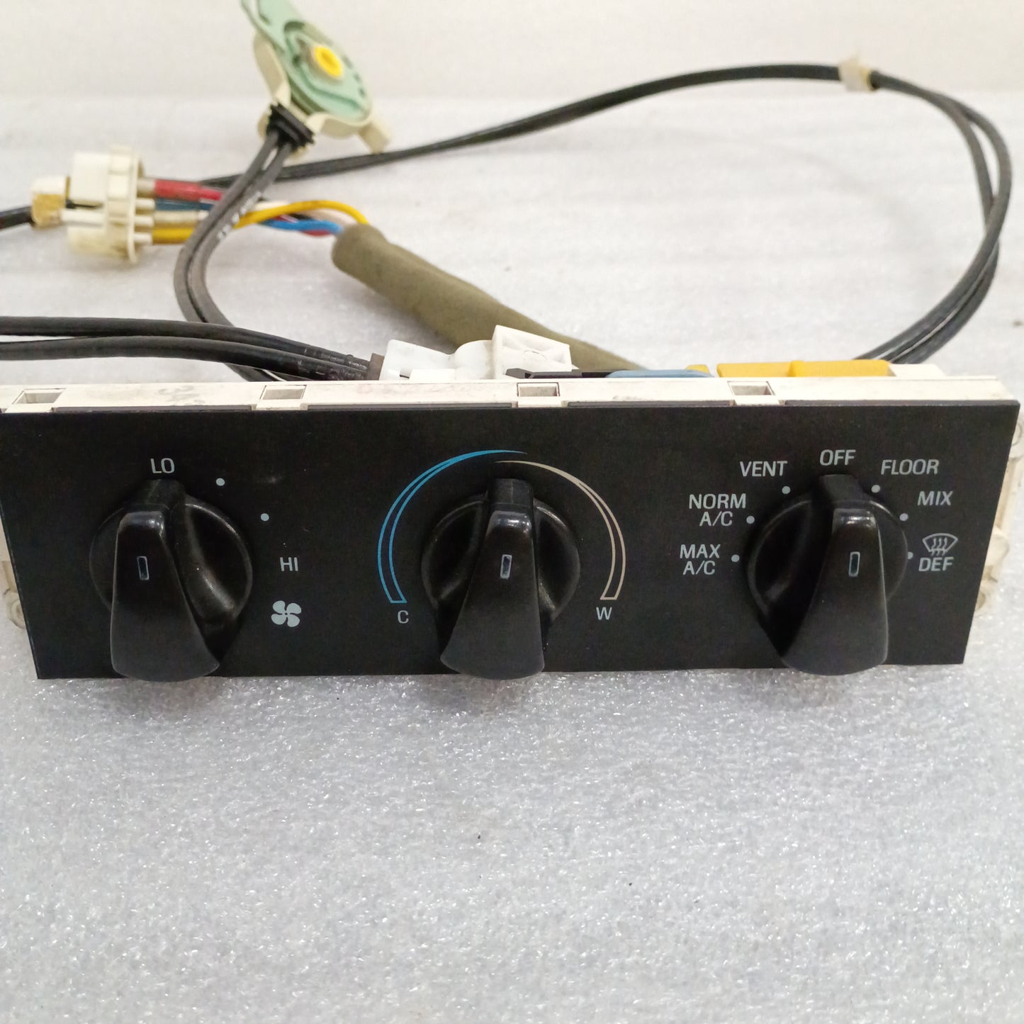 92-97 Dual Cable Heater/AC/HVAC Control & Cable (Used) Ford F150 F250 F350 Bronco