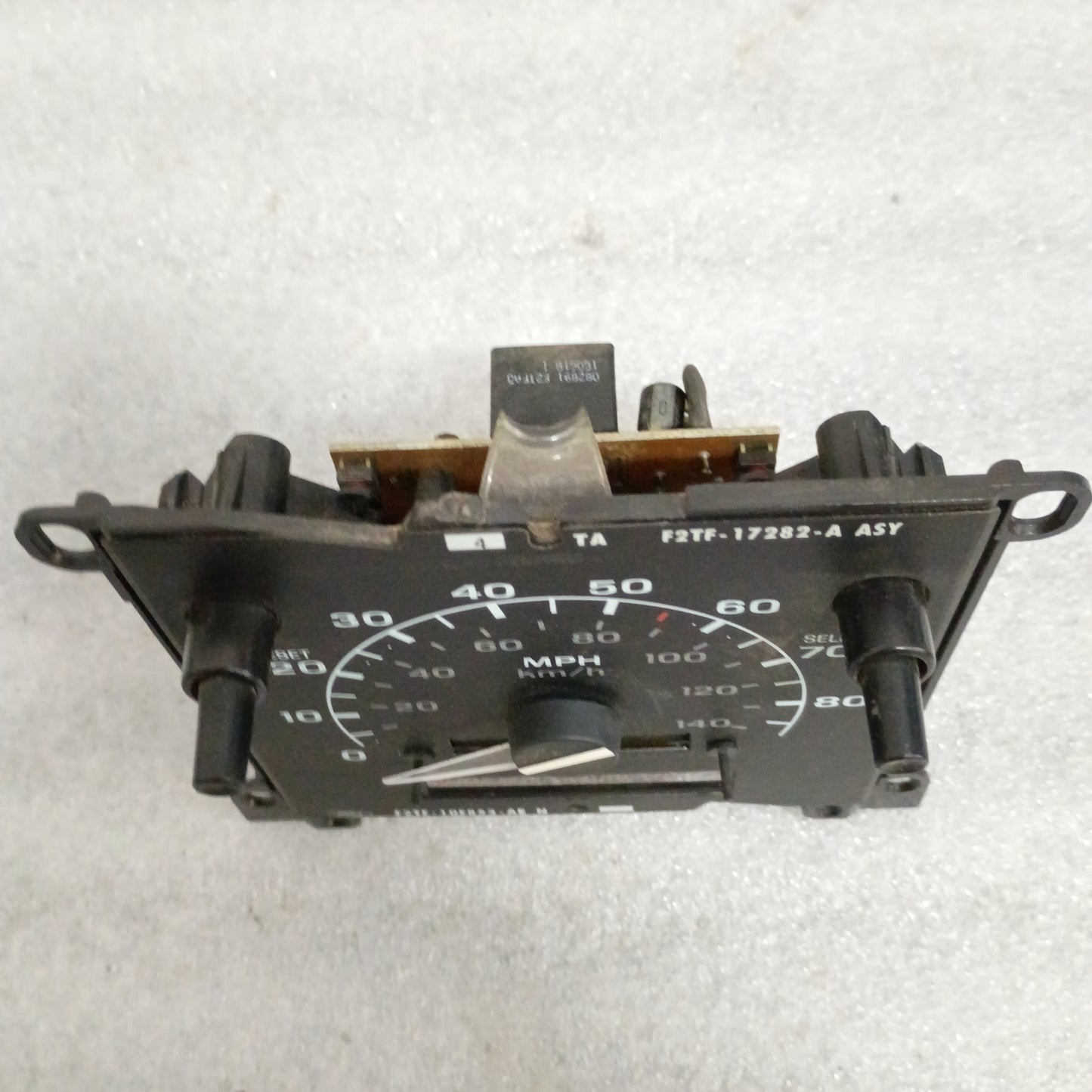 92-97 Speedometer 178K Miles (Used) Ford F150 F250 F350 Bronco OEM