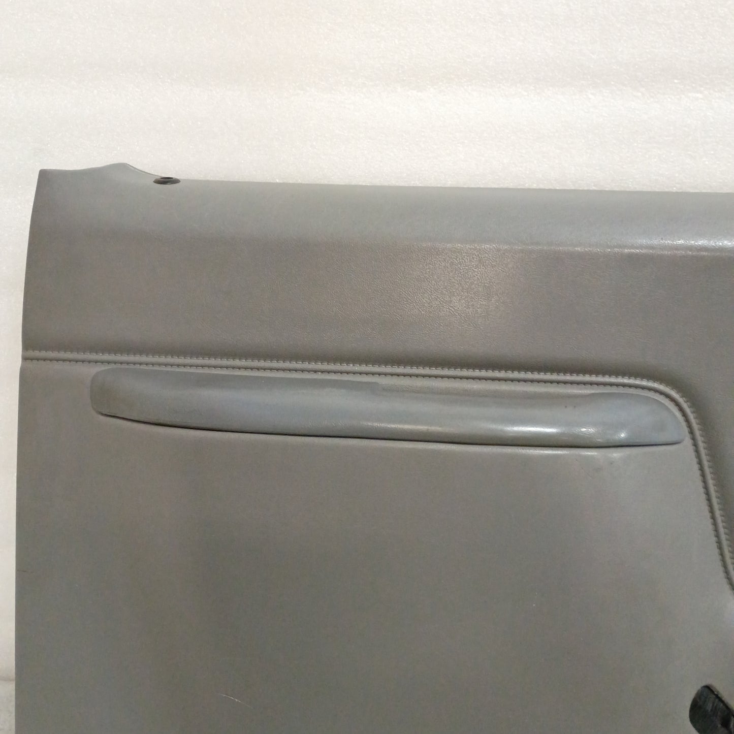 87-91 Light Gray  Door Panels Set for Manual Windows (Used) F150 F250 F350 Bronco