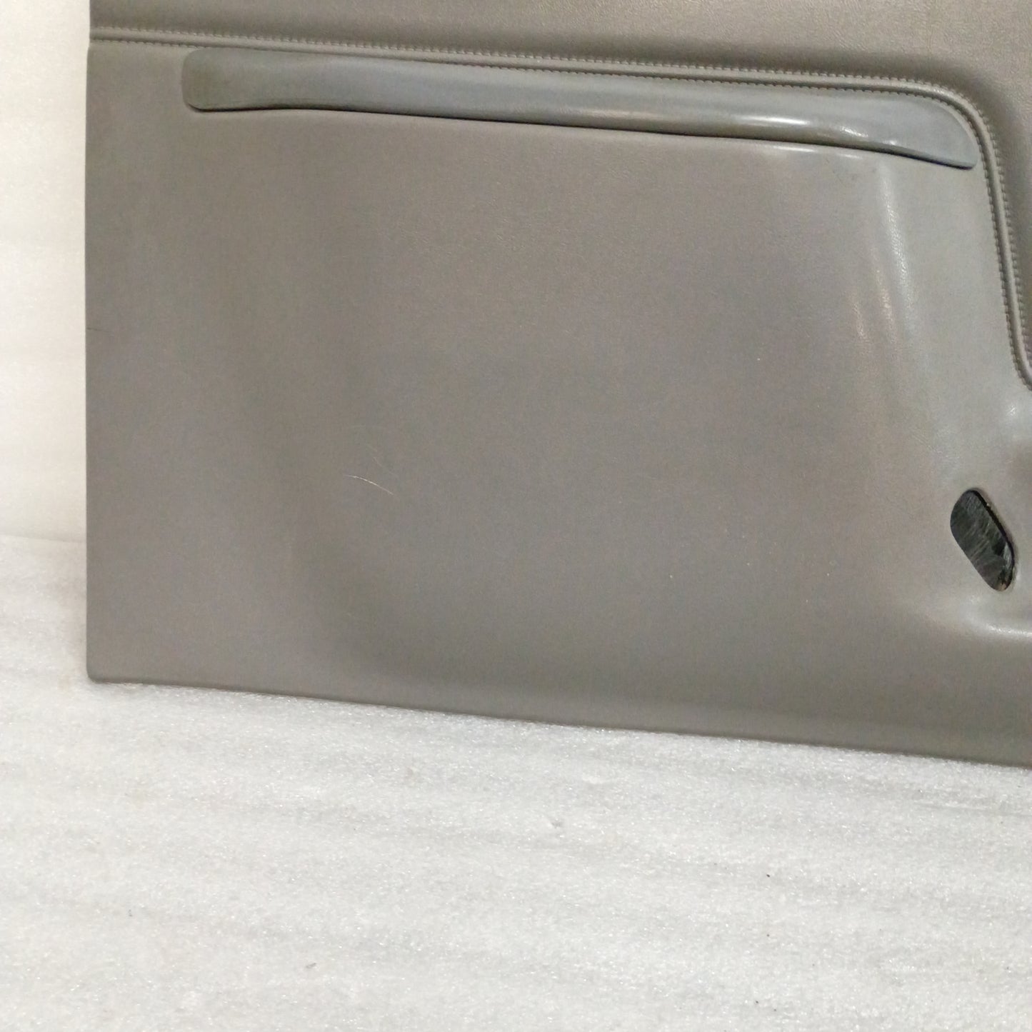 87-91 Light Gray  Door Panels Set for Manual Windows (Used) F150 F250 F350 Bronco