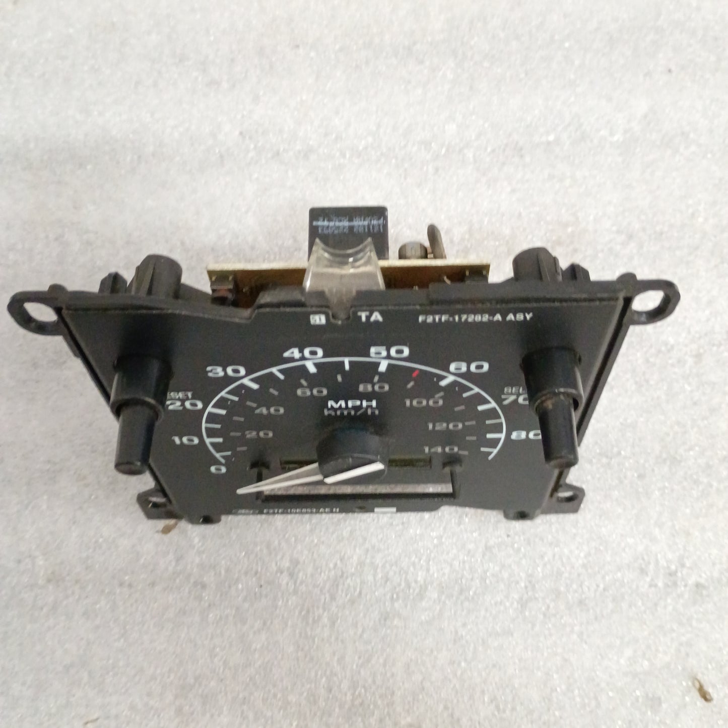 92-97 Speedometer 150K Miles (Used) Ford F150 F250 F350 Bronco OEM