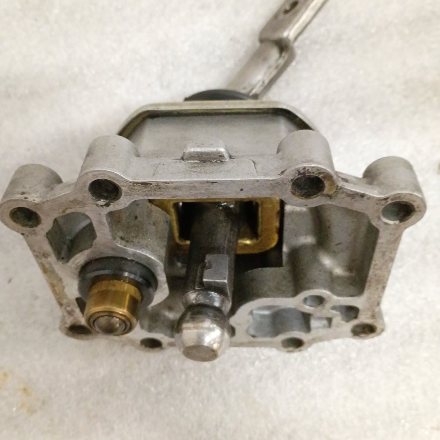 99-01 ZF5 Shift Tower Manual Trans Shifter S5-47 (Used) Ford F250 F350 OEM 1307-406-046
