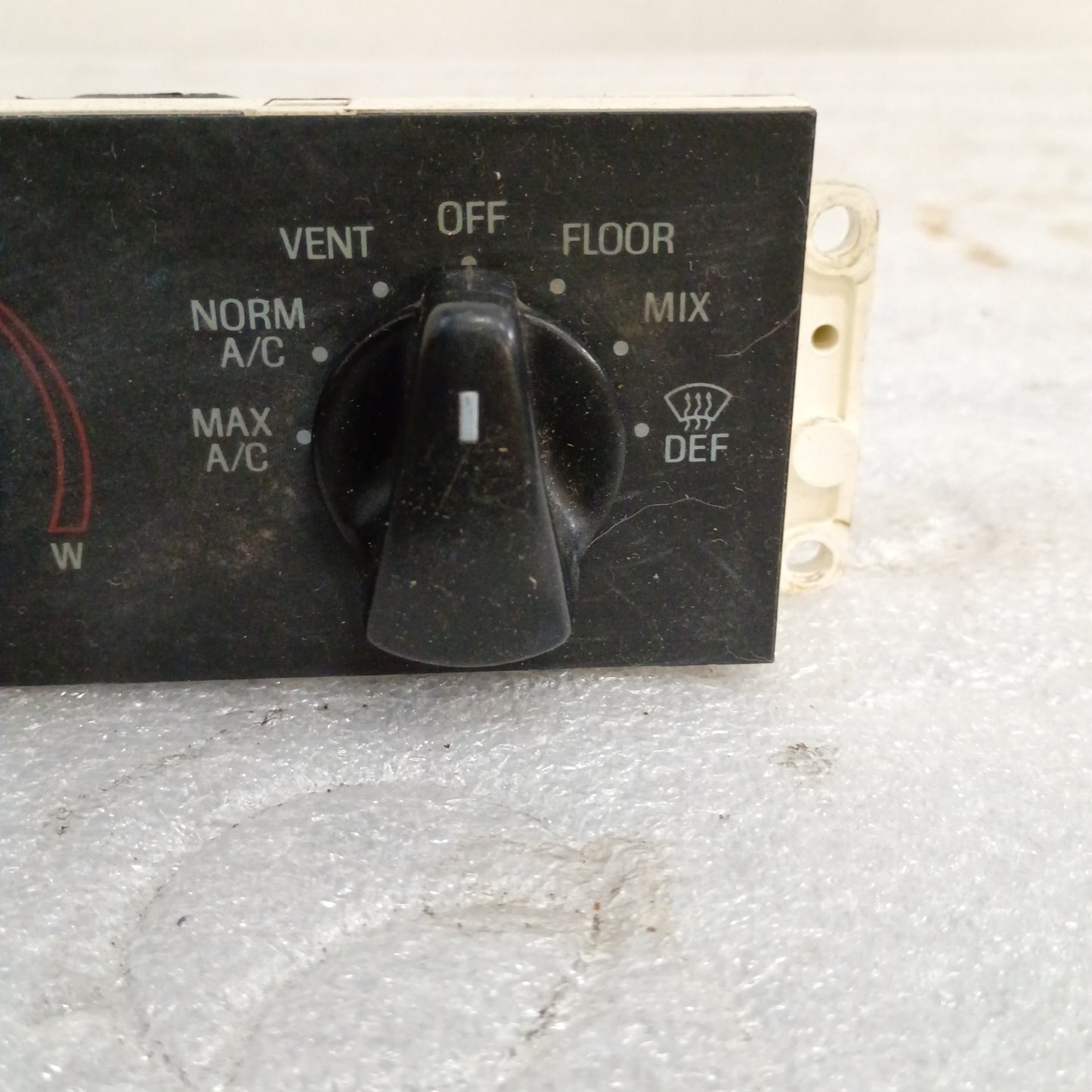 92-95 Heater / HVAC Control with AC (Used) Ford F150 F250 F350 Bronco