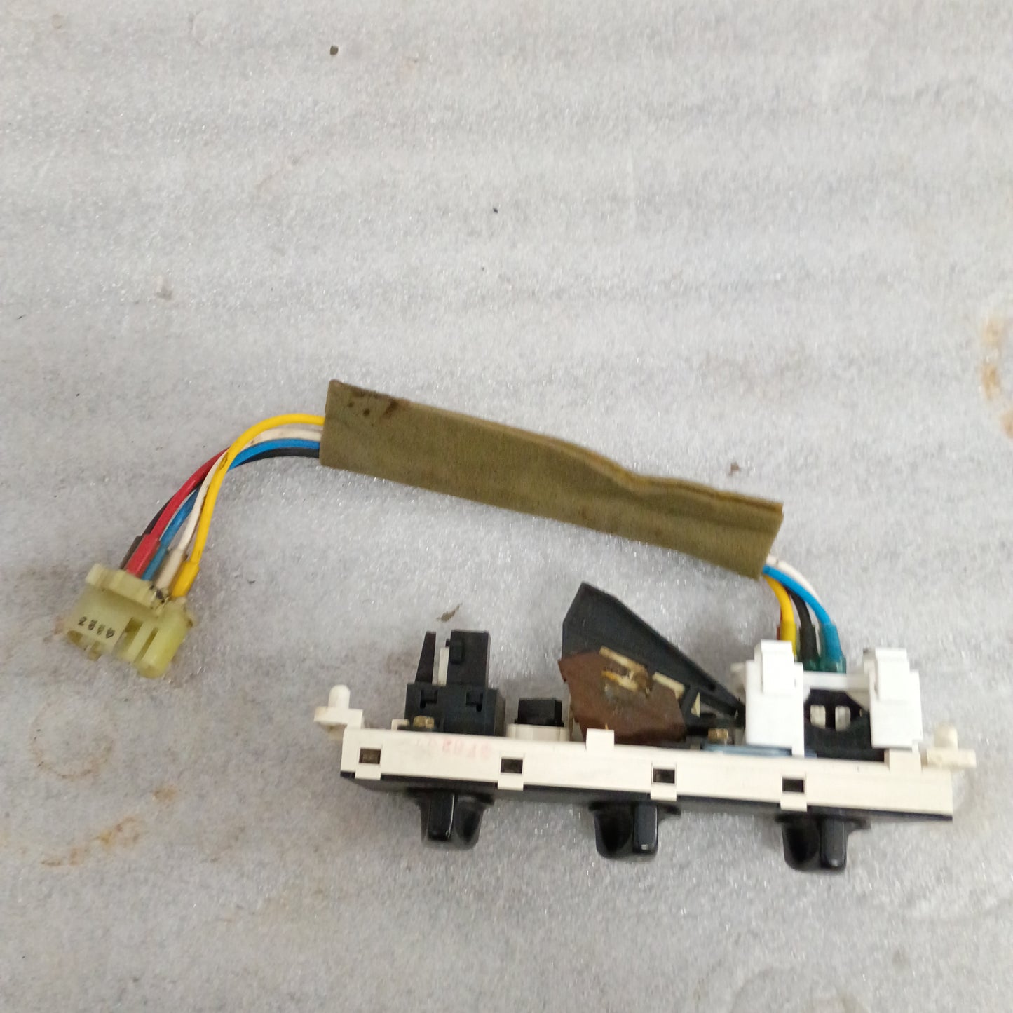 92-95 Heater / HVAC Control with AC (Used) Ford F150 F250 F350 Bronco