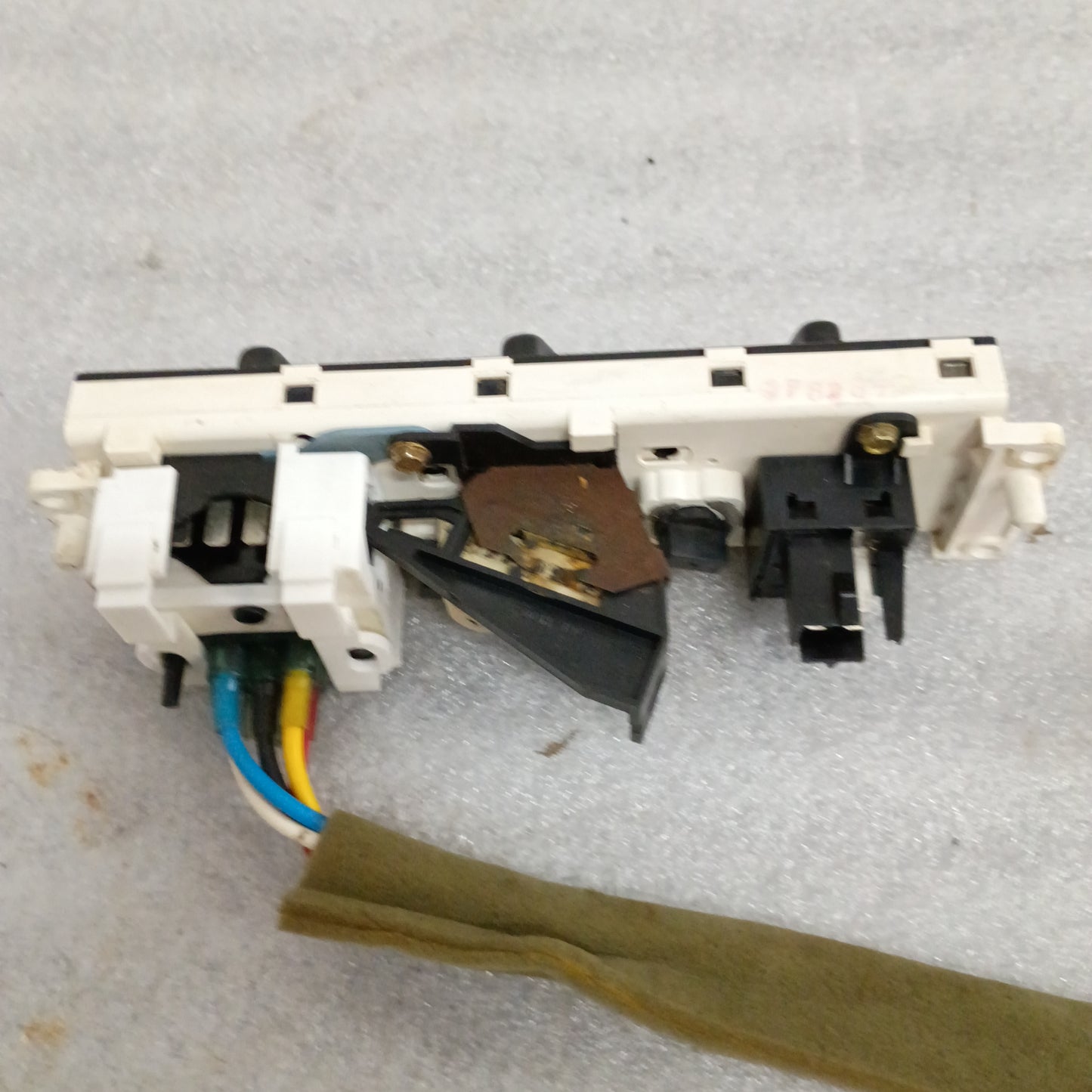 92-95 Heater / HVAC Control with AC (Used) Ford F150 F250 F350 Bronco