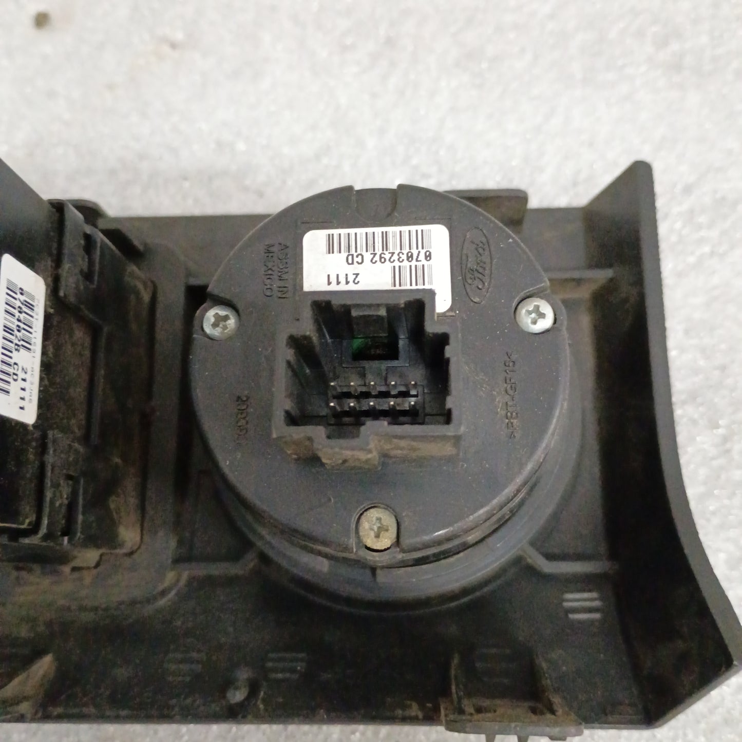 08-10 Headlight Panel w/ Switch & Dimmer (Used) OEM Ford F250 F350 Super Duty