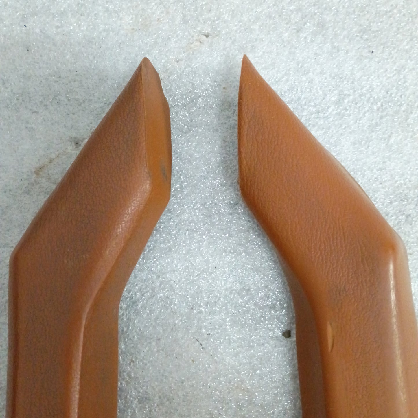 80-86 Briown/Nutmeg Arm Rests Set (Used) Ford F150 F250 F350 Bronco OEM