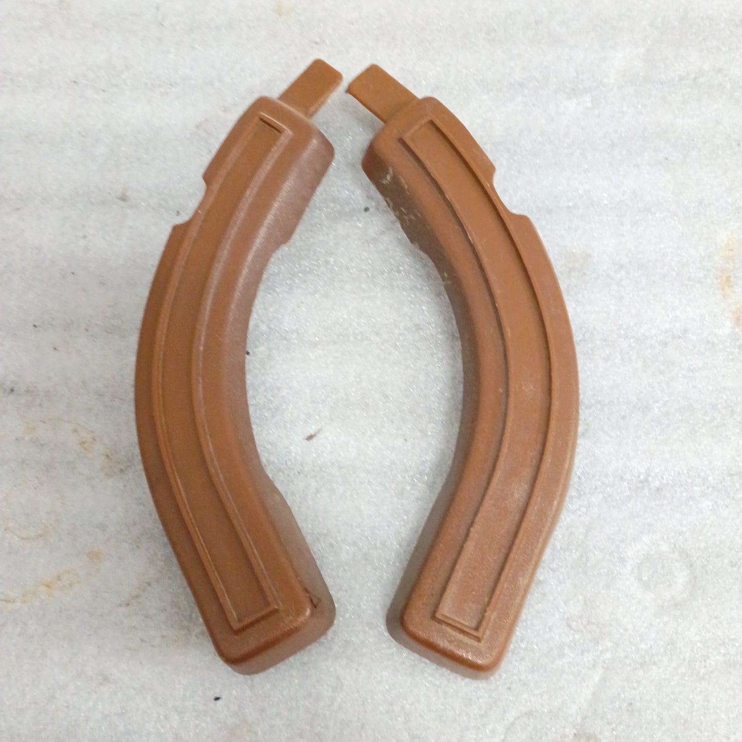 80-86 Nutmeg Bench Seat Hinge Covers (Used) F150 F250 F350 Bronco