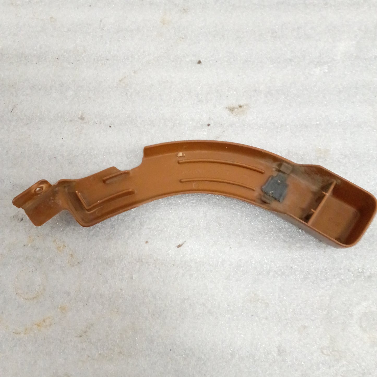 80-86 Nutmeg Bench Seat Hinge Covers (Used) F150 F250 F350 Bronco