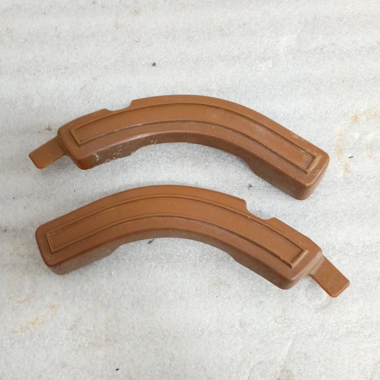 80-86 Nutmeg Bench Seat Hinge Covers (Used) F150 F250 F350 Bronco