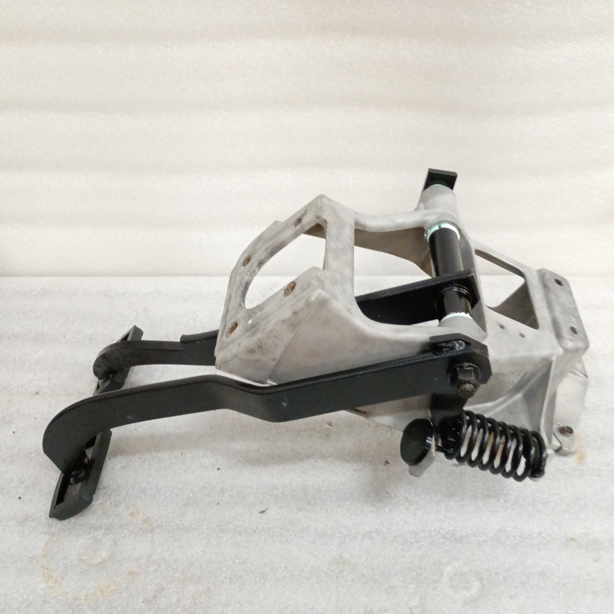 80-86 Non Hydraulic Clutch & Brake Pedal Assembly (Used) F150 F250 F350 Bronco