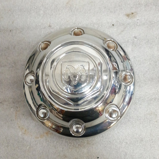 2000-2002 Chrome 8 Lug Center/Hub Caps (Used) Dodge 2500 52039098
