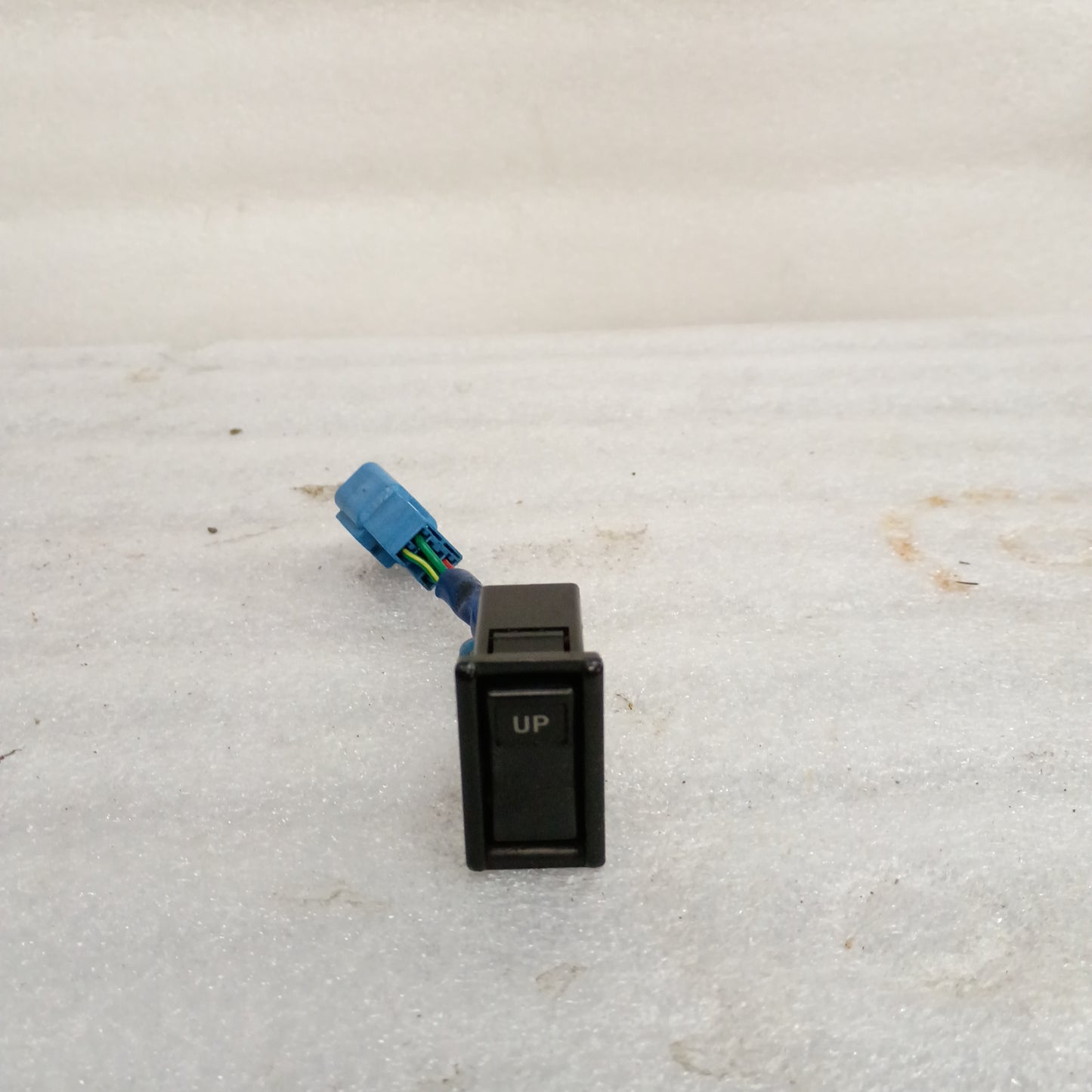 91-95 4Runner Rear/Tailgate Window Switch Blue Connector (Used) Toyota OEM Genuine SR5 84810-35010