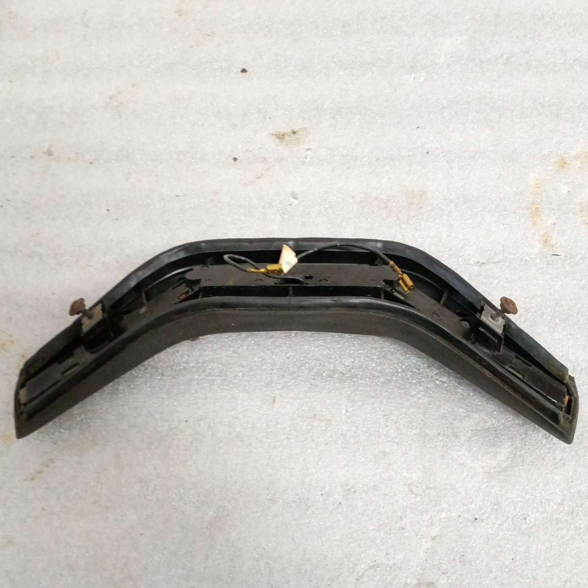80-86 Steering Wheel Horn Button Black (Used) F150 F250 F350 Bronco OEM