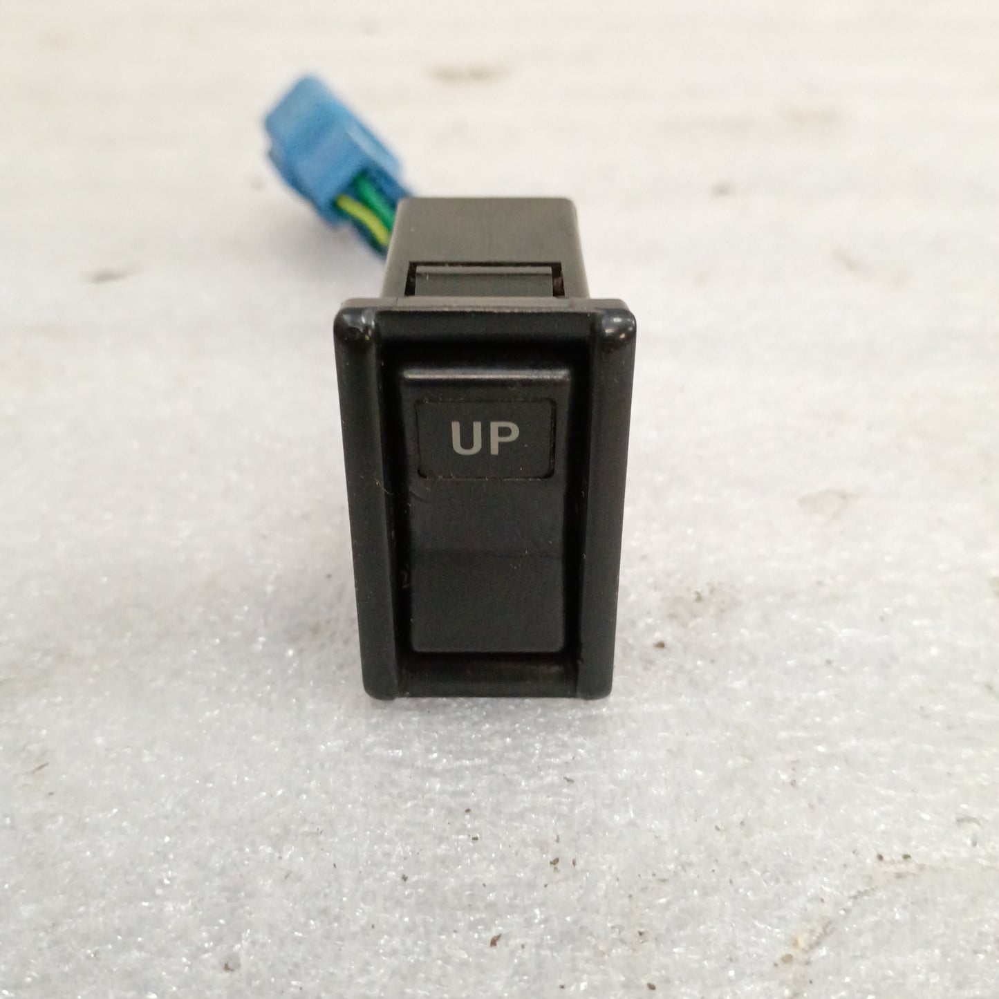 91-95 4Runner Rear/Tailgate Window Switch Blue Connector (Used) Toyota OEM Genuine SR5 84810-35010