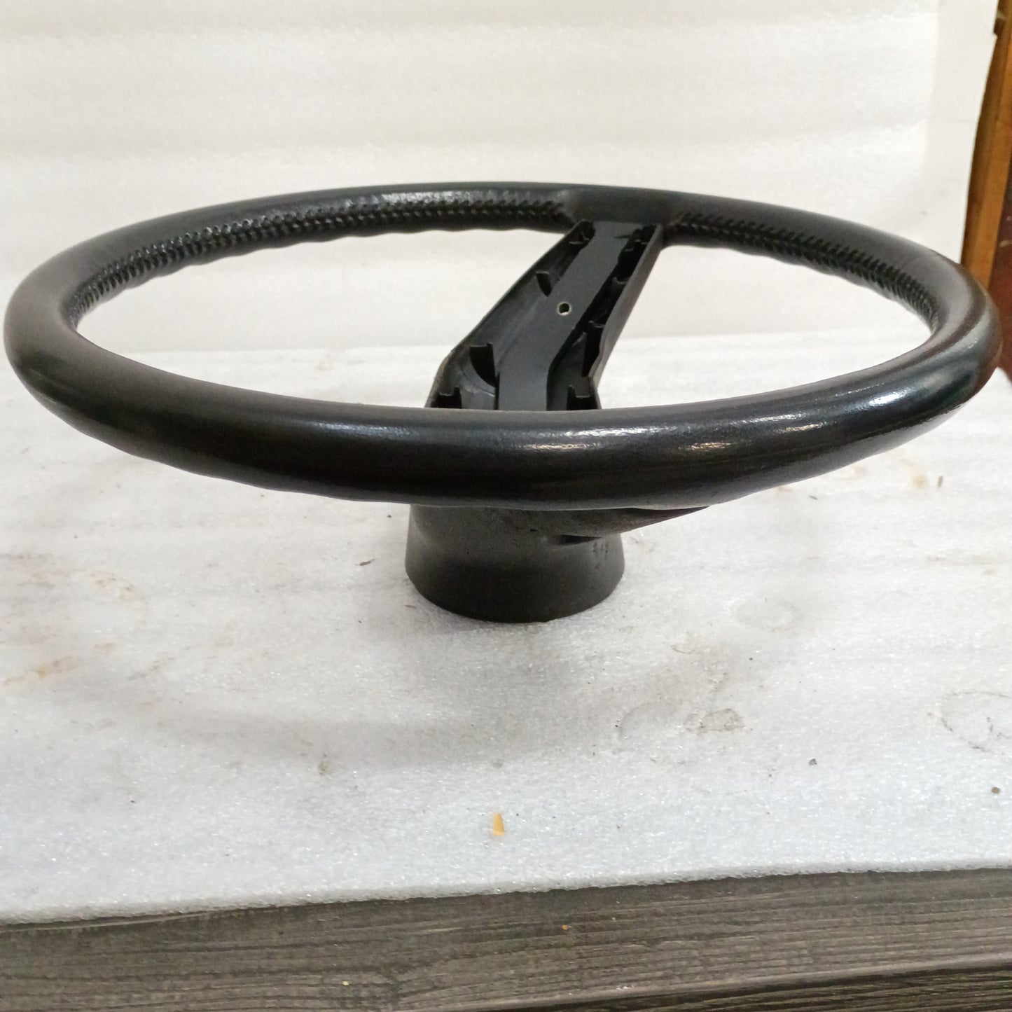 80-86 Sim Leather Steering Wheel (Used) F150 F250 F350 Bronco OEM XLT
