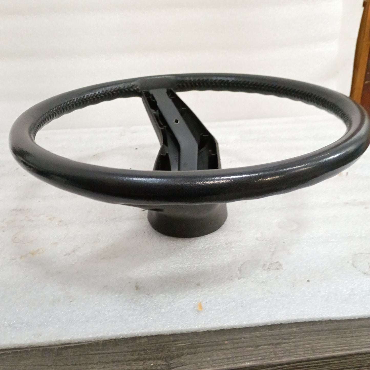 80-86 Sim Leather Steering Wheel (Used) F150 F250 F350 Bronco OEM XLT