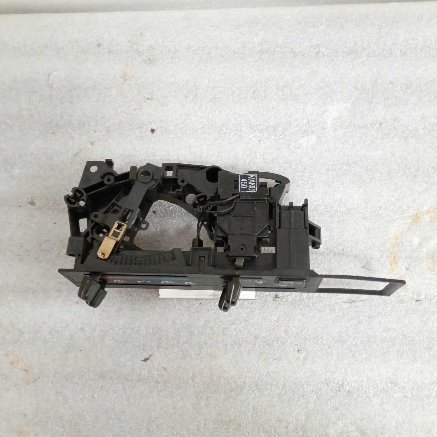 89-95 Heater Climate Control AC Switch (Used) Toyota 4Runner Pickup OEM