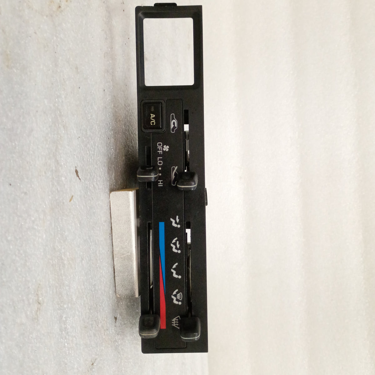89-95 Heater Climate Control AC Switch (Used) Toyota 4Runner Pickup OEM