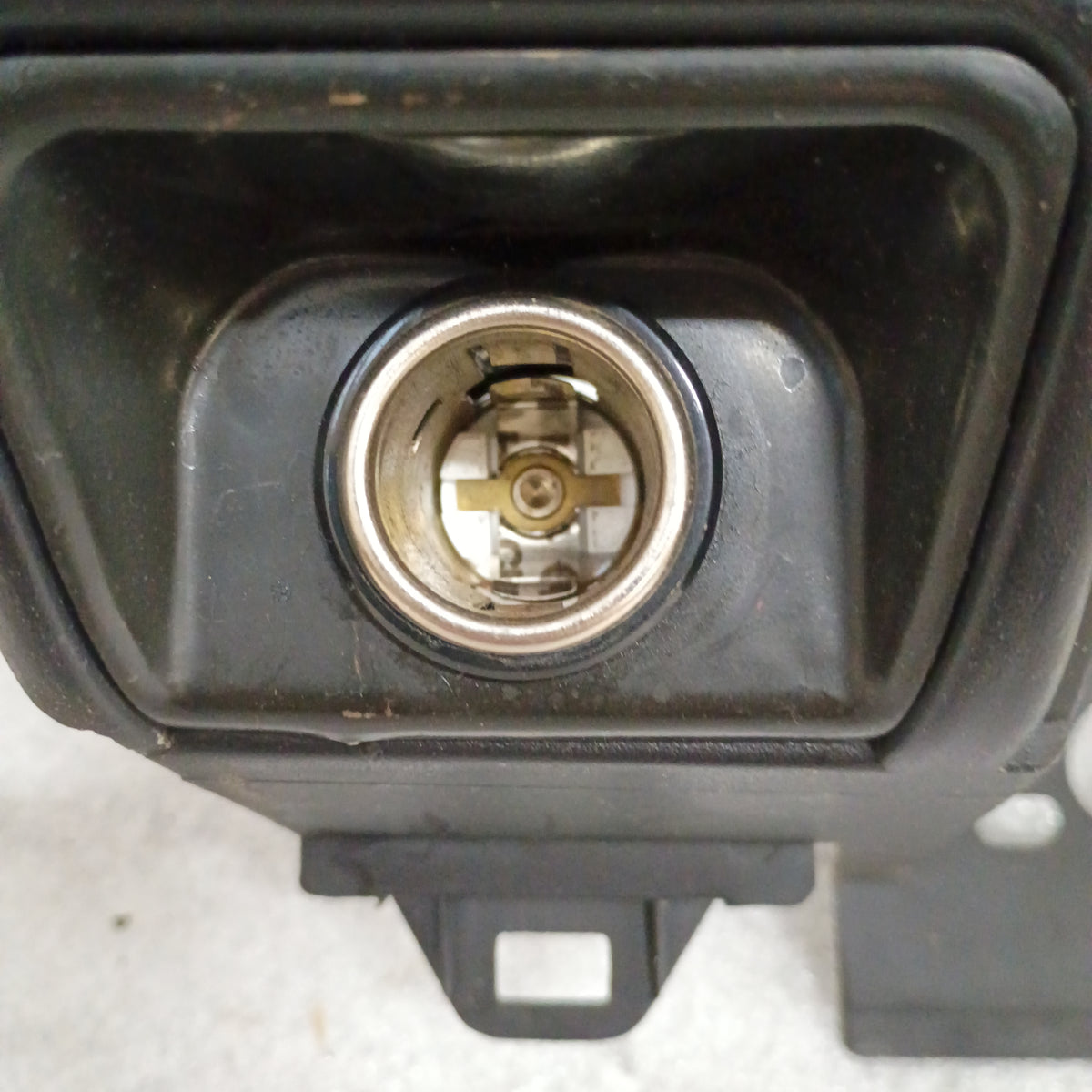 98-04 Heater Radio Dash Bezel Vents Toyota Tacoma (Used) OEM 55412-04020 Pickup Truck