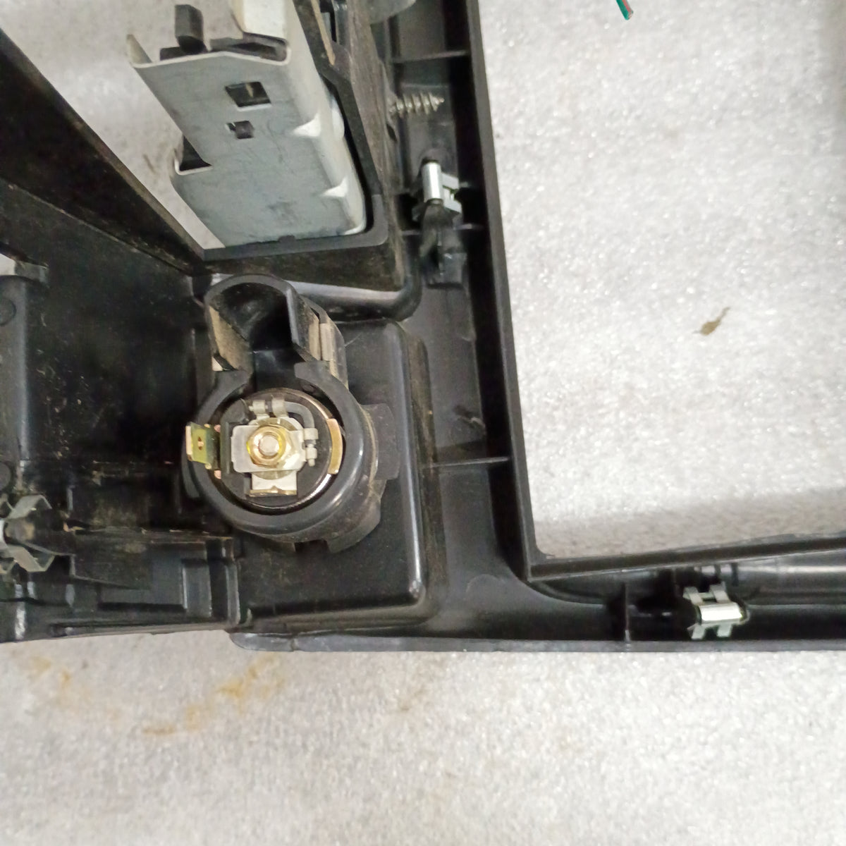 98-04 Heater Radio Dash Bezel Vents Toyota Tacoma (Used) OEM 55412-04020 Pickup Truck