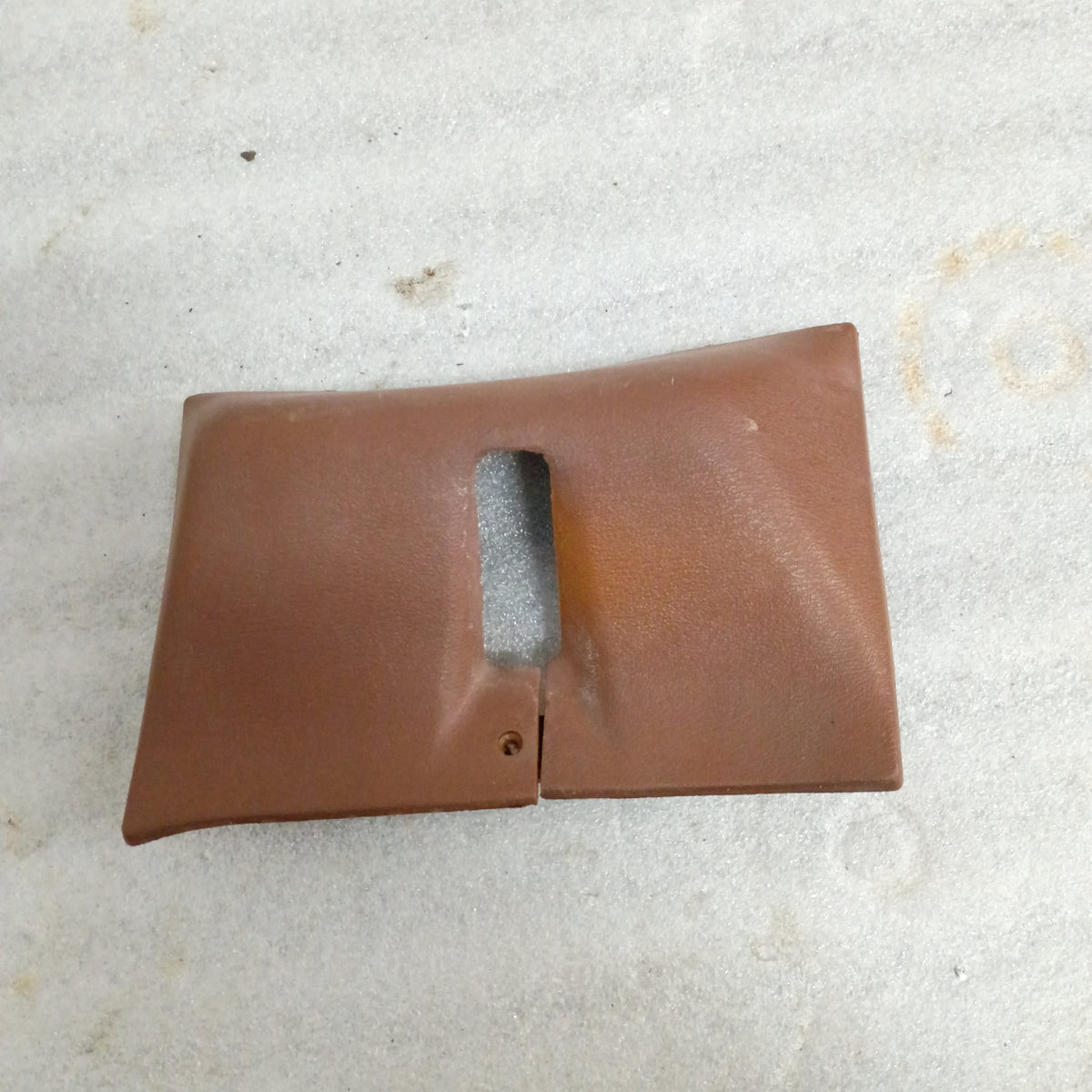 80-86 Seat Belt Retractor Covers Brown/Nutmeg Without Headliner (Used) F150 F250 F350
