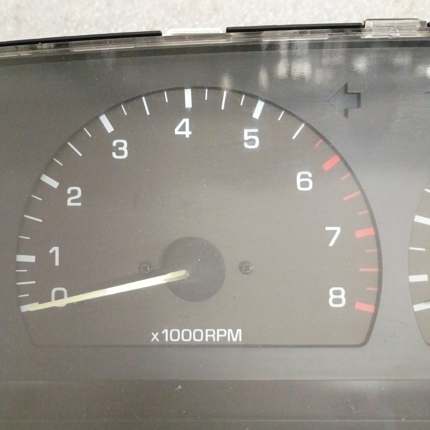 92-95 Toyota Gauge Cluster 186K Miles V6 Electronic Speedo (Used) 4Runner/Pickup