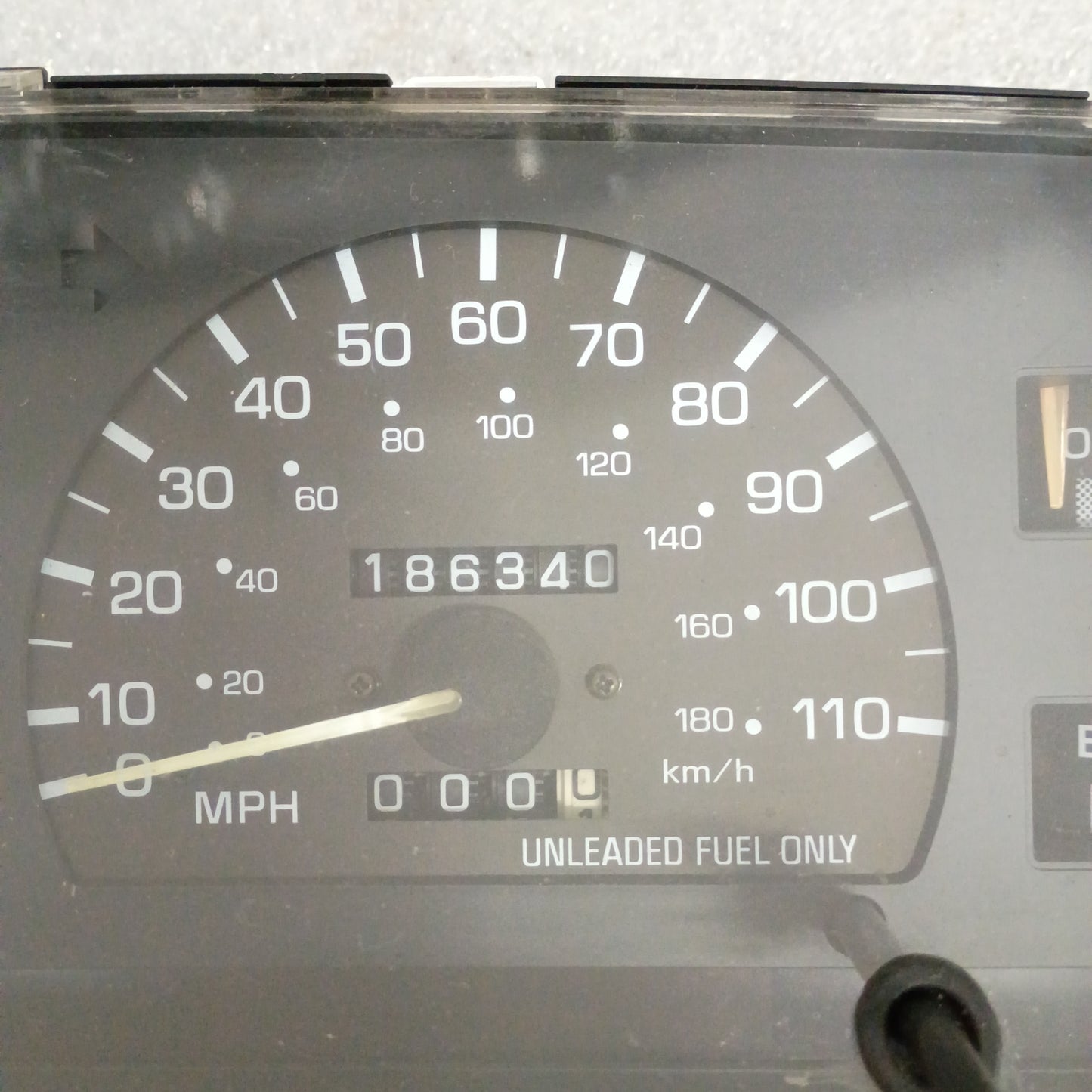 92-95 Toyota Gauge Cluster 186K Miles V6 Electronic Speedo (Used) 4Runner/Pickup