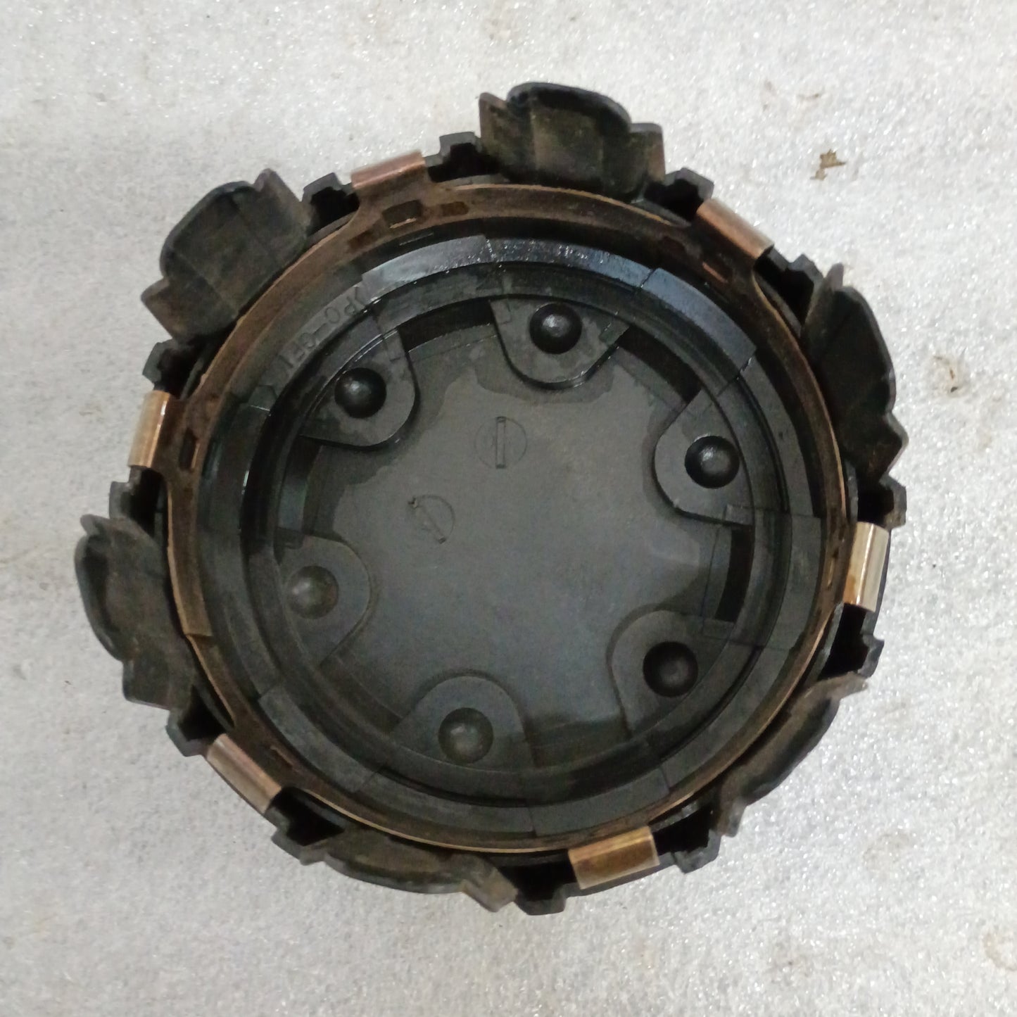 84-95 Wheel Center Cap OEM Black Toyota Pickup 4-Runner T100 (Used) 69305 genuine part