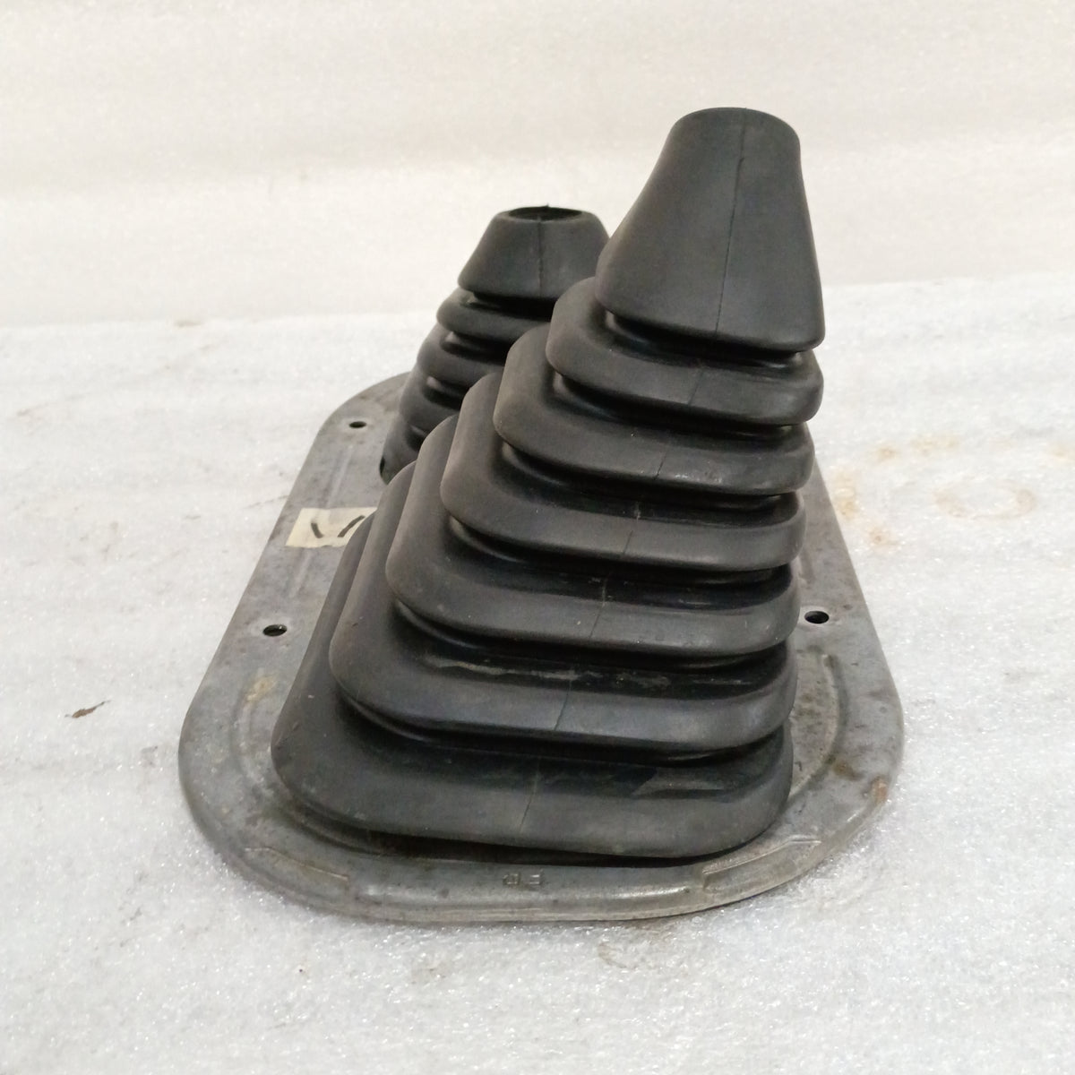 89-00 Rubber Shifter Boot Manual 4x4 (Used) Toyota Tacoma Pickup OEM
