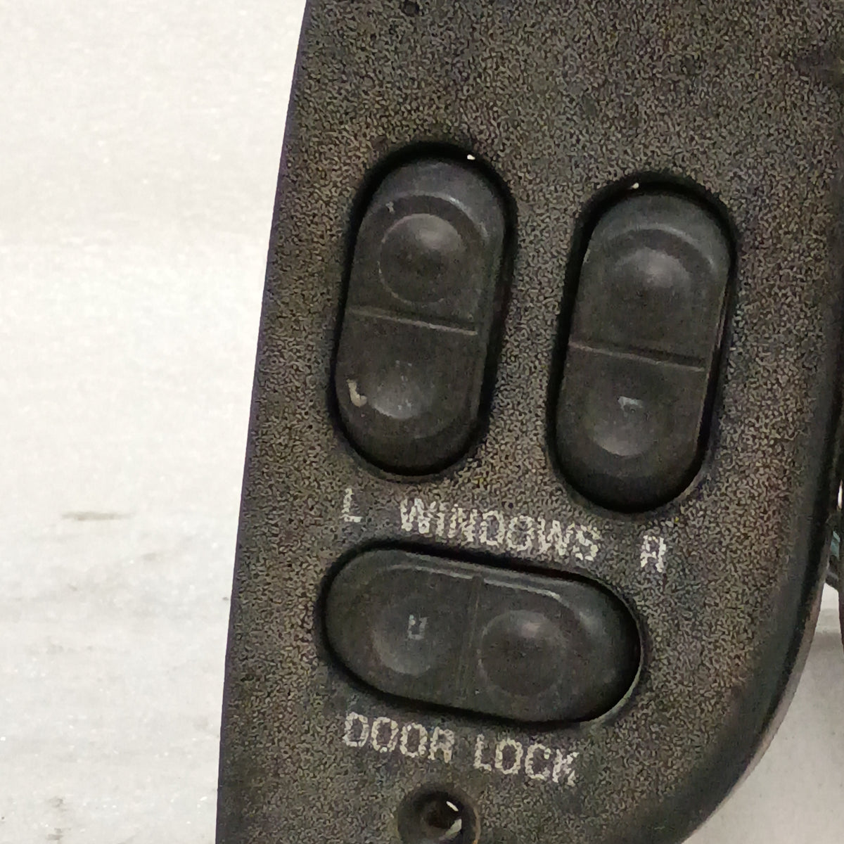 92-96 Power Window & Door Lock Switch Set - Left and Right (Used) F150 F250 F350 Bronco