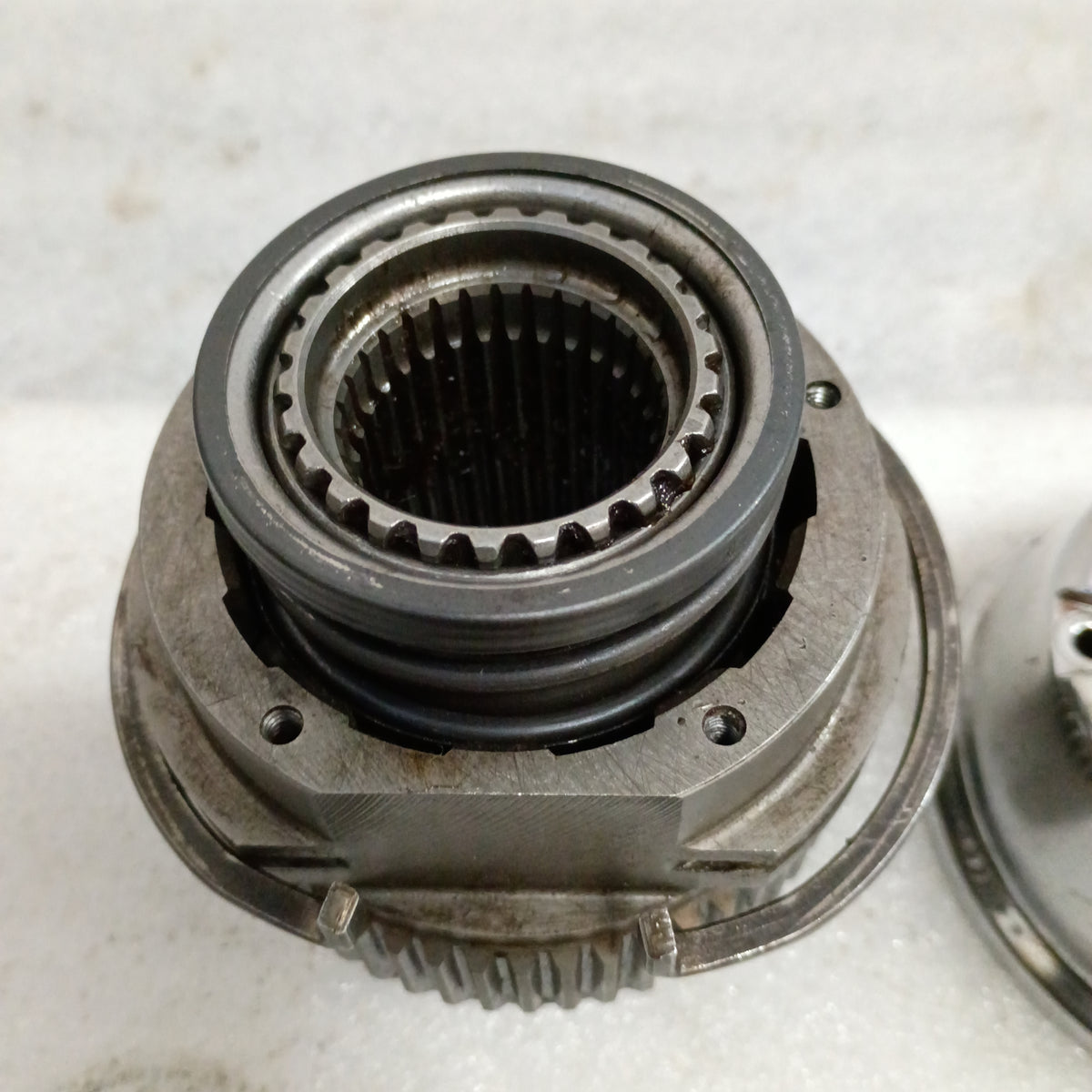 95-97 Automatic Locking Hubs Pair Dana 60 50 IFS 5 Bolt (Used) Ford F250 F350