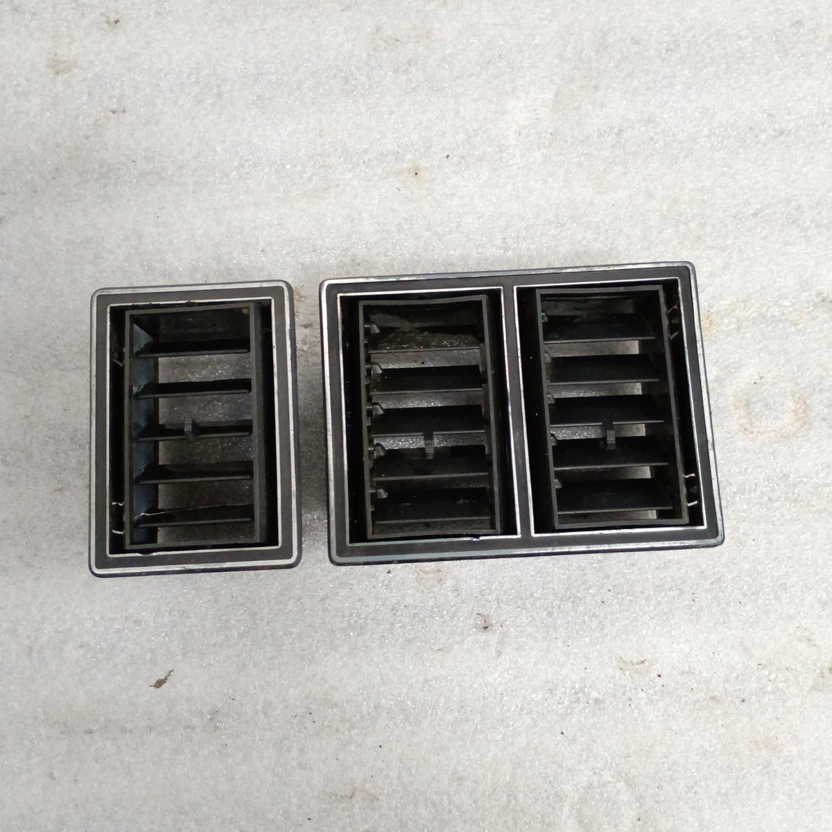 73-79 Passenger Side AC Vent Set (Used) F150 F250 F350 Bronco
