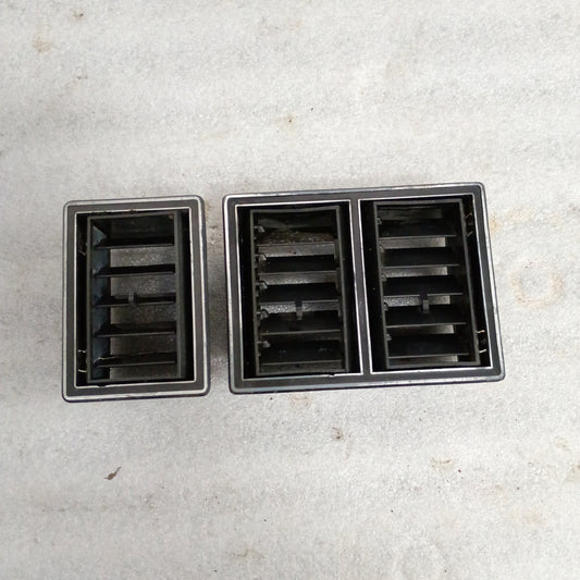 73-79 Passenger Side AC Vent Set (Used) F150 F250 F350 Bronco