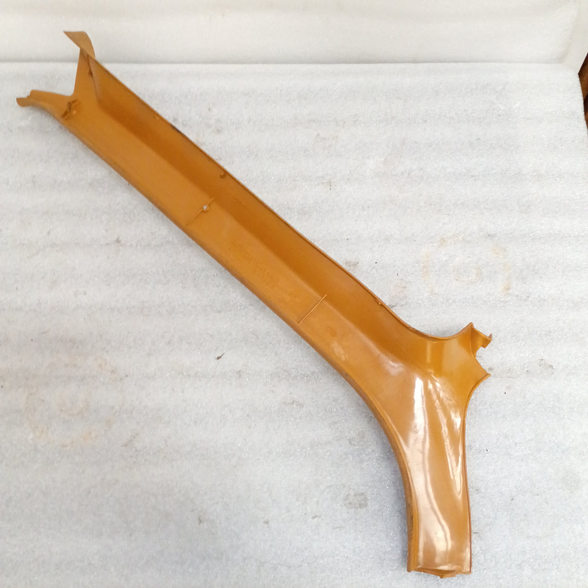 80-86 Caramel/Tan A Pillar Trim Set (Used) F150 F250 F350 Bronco