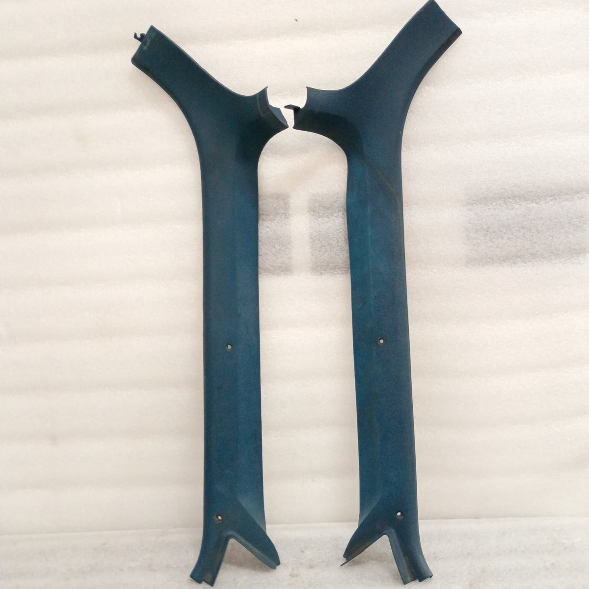 80-86 Harbor Blue A Pillar Trim Set (Used) F150 F250 F350 Bronco
