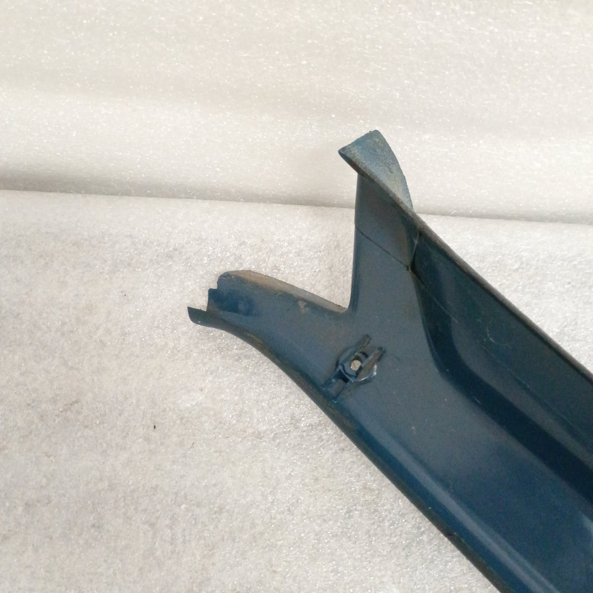 80-86 Harbor Blue A Pillar Trim Set (Used) F150 F250 F350 Bronco