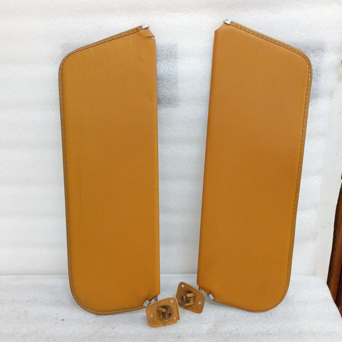80-86 Brown/Caramel Vinyl Sun Visors Pair (Used) F150 F250 F350 Bronco OEM