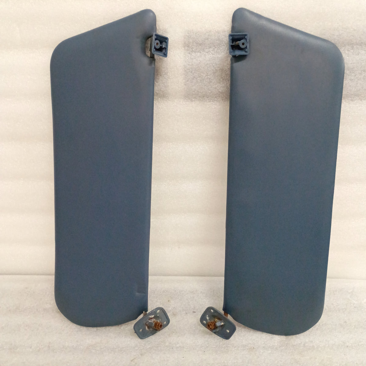 87-91 Dark Blue Vinyl Sun Visors Pair (Used) F150 F250 F350 Bronco OEM