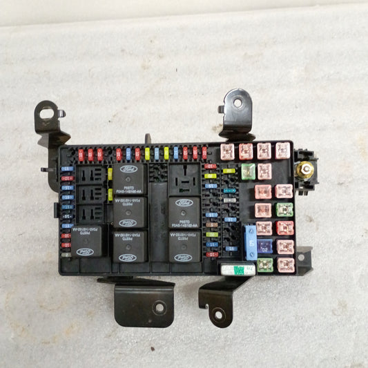 03-04 Fuse Panel/Box Interior Cabin 3C3T-14A067-BG (Used) OEM Ford F250 F350 Super Duty