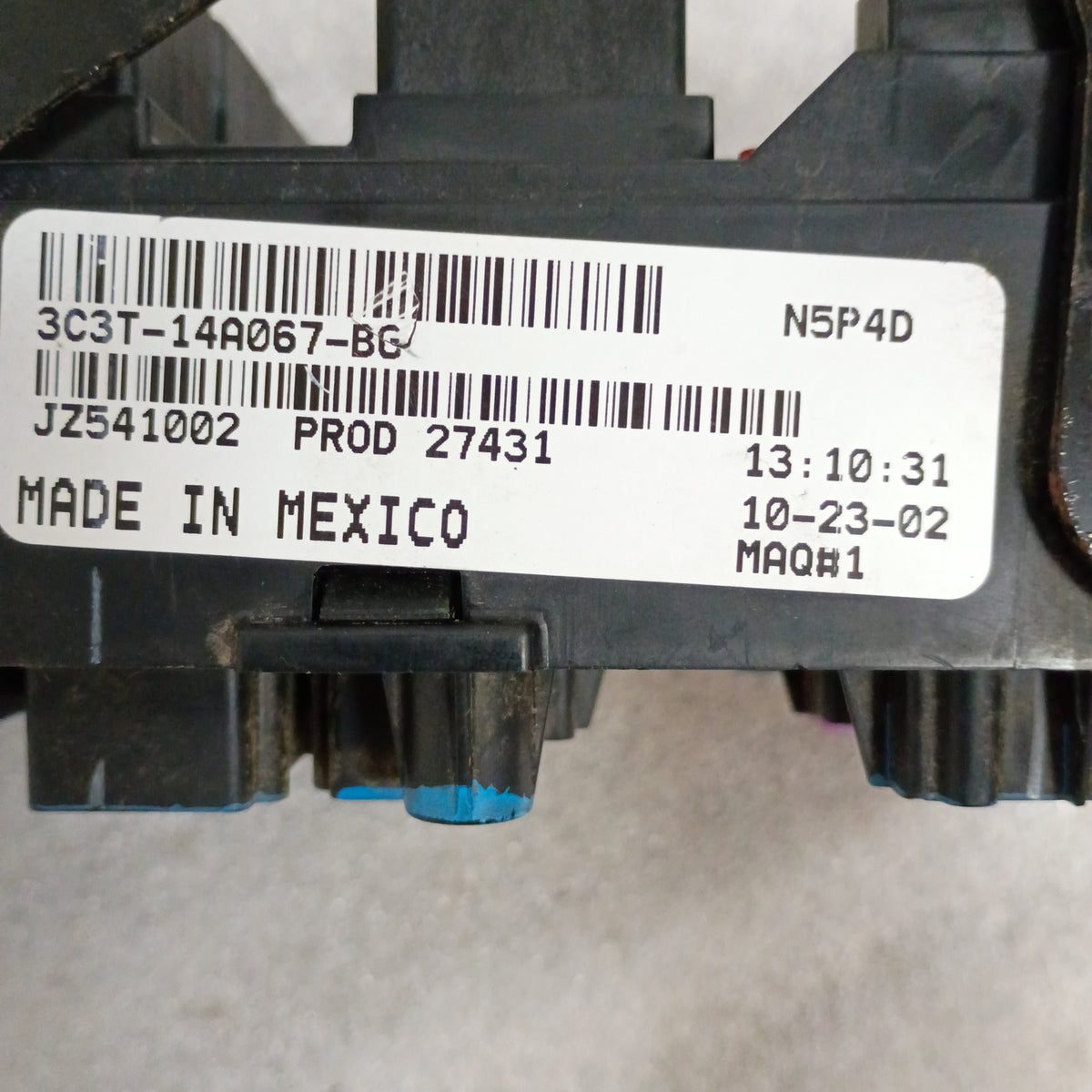03-04 Fuse Panel/Box Interior Cabin 3C3T-14A067-BG (Used) OEM Ford F250 F350 Super Duty