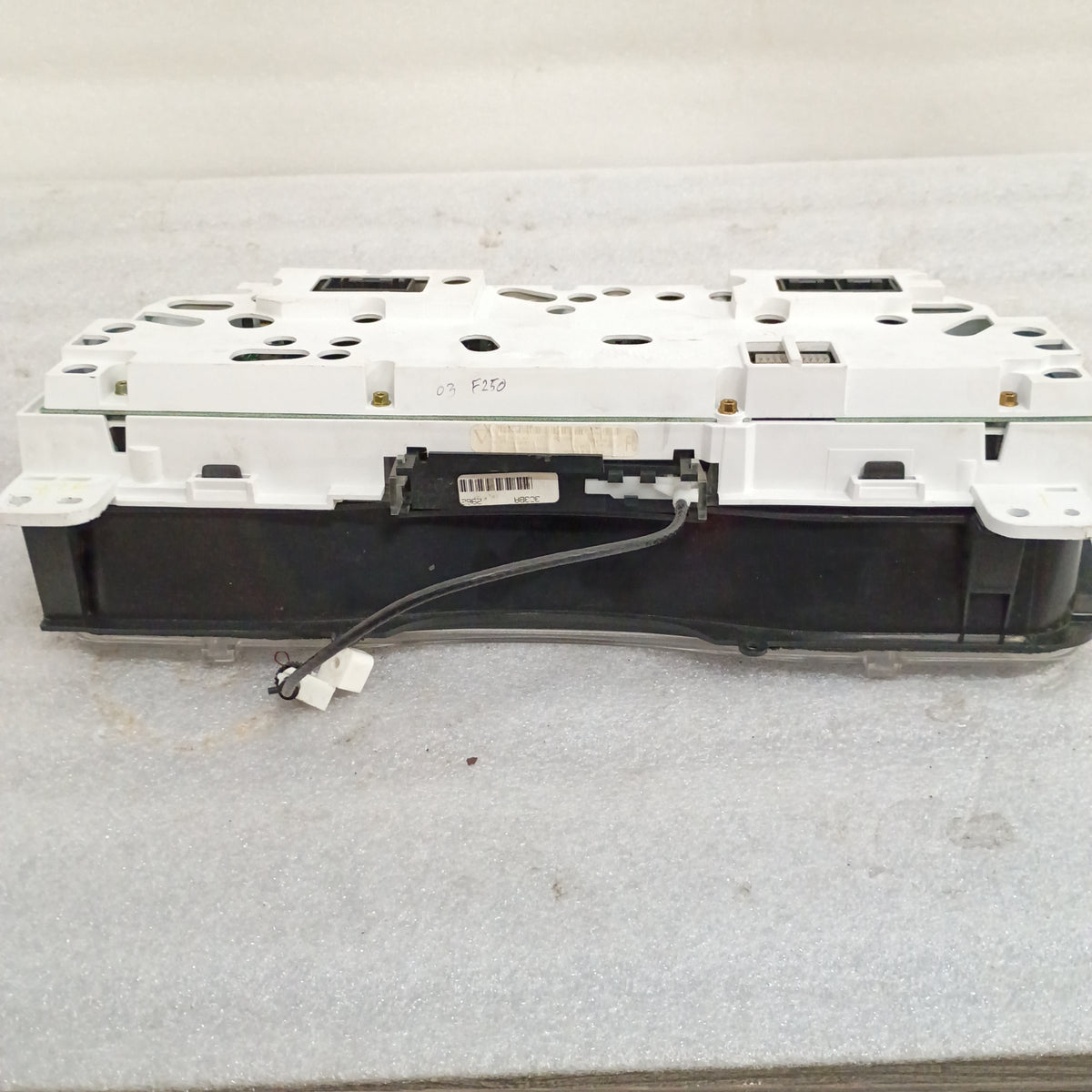 02-04 Gas Gauge Cluster with Tach (Used) F250 F350 Super Duty